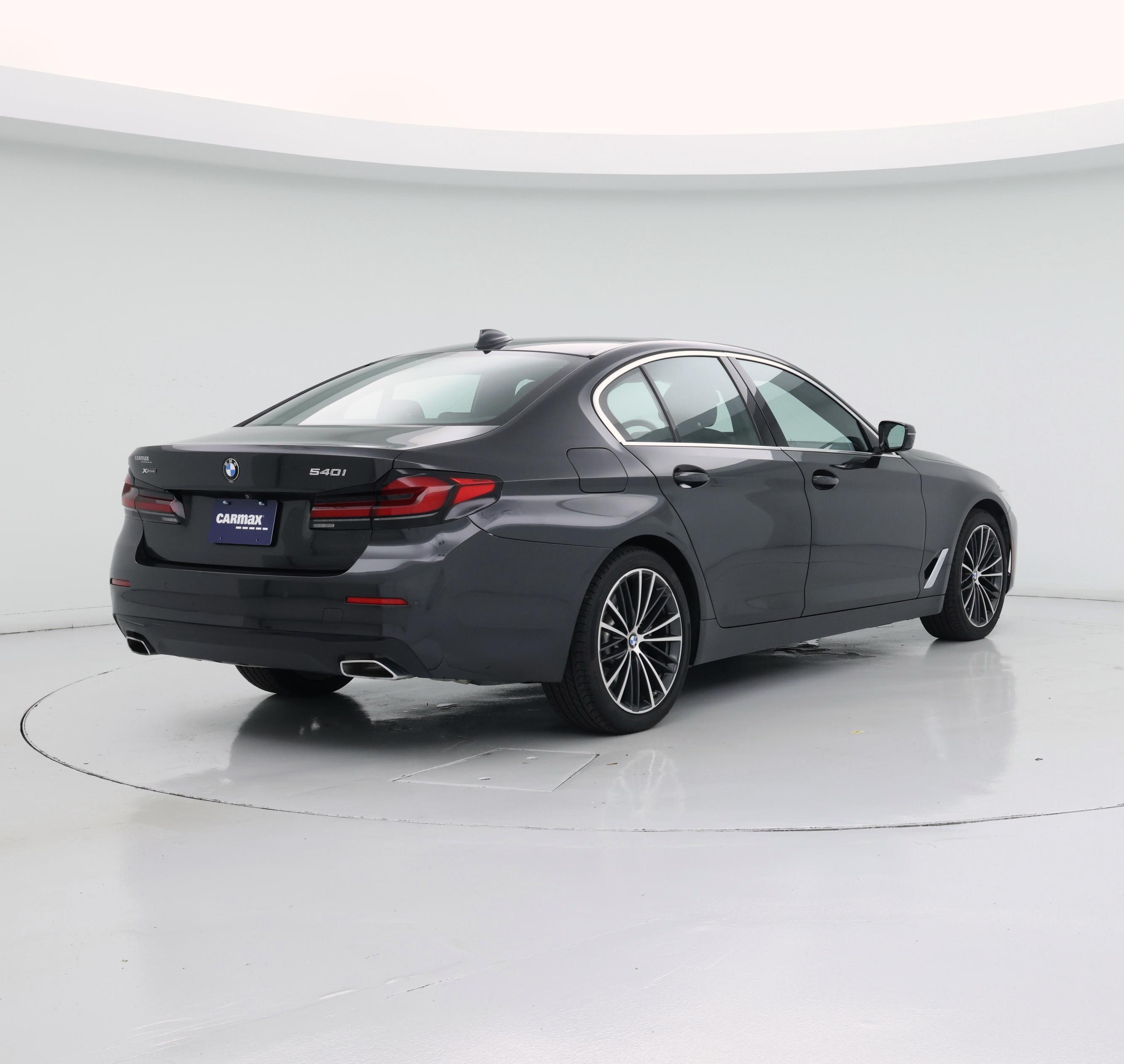Thumbnail: 2021 BMW 5 Series - 8