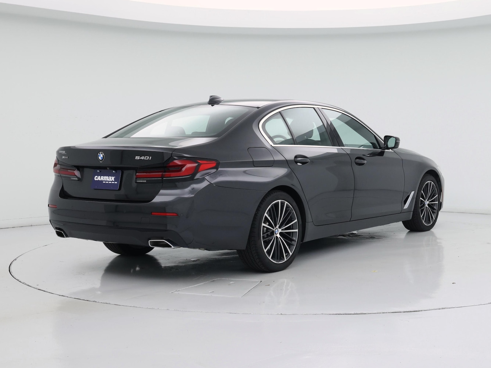 2021 BMW 5 Series 540i - Photo 9