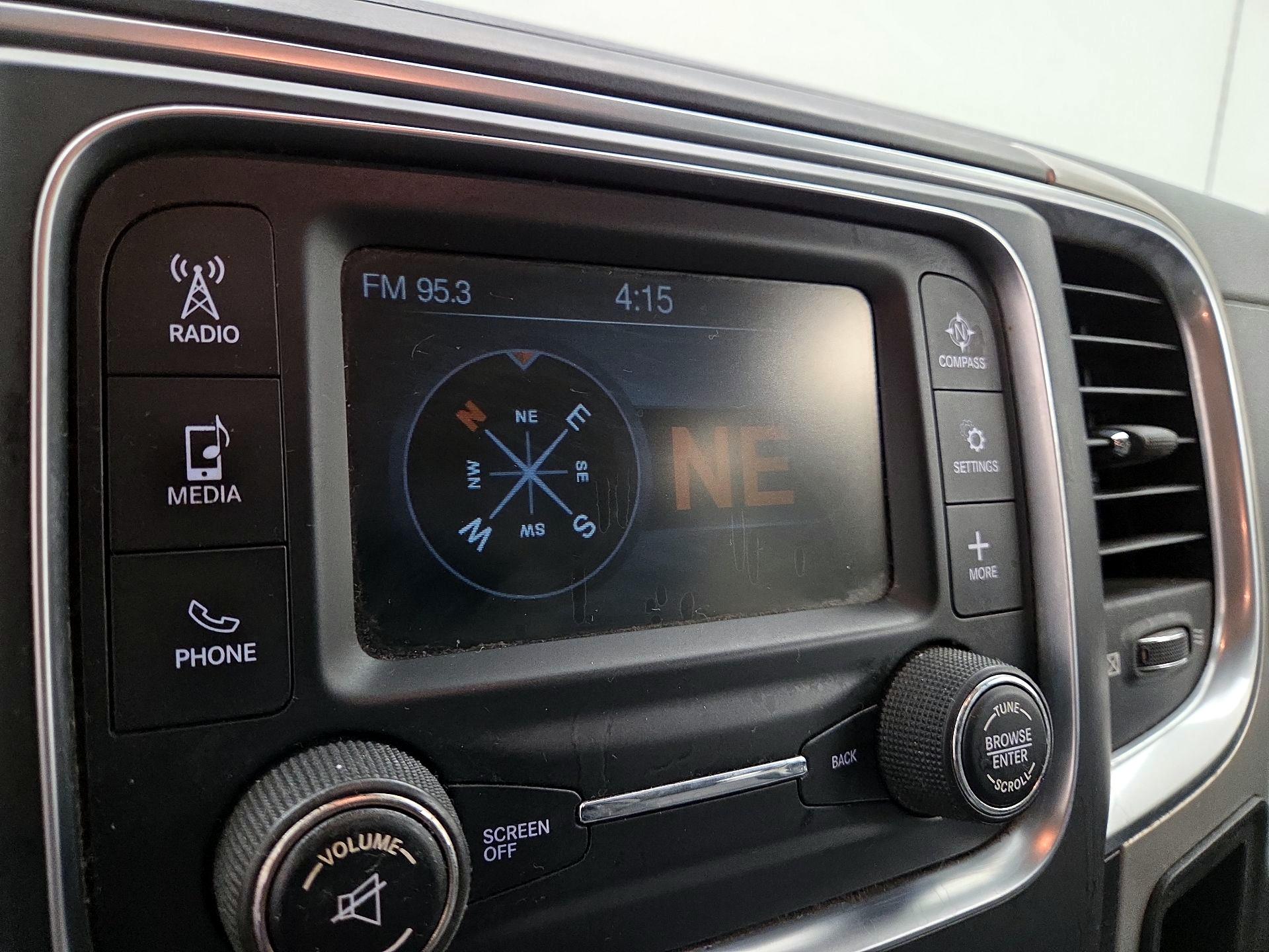 Thumbnail: 2019 RAM 1500 Classic - 14
