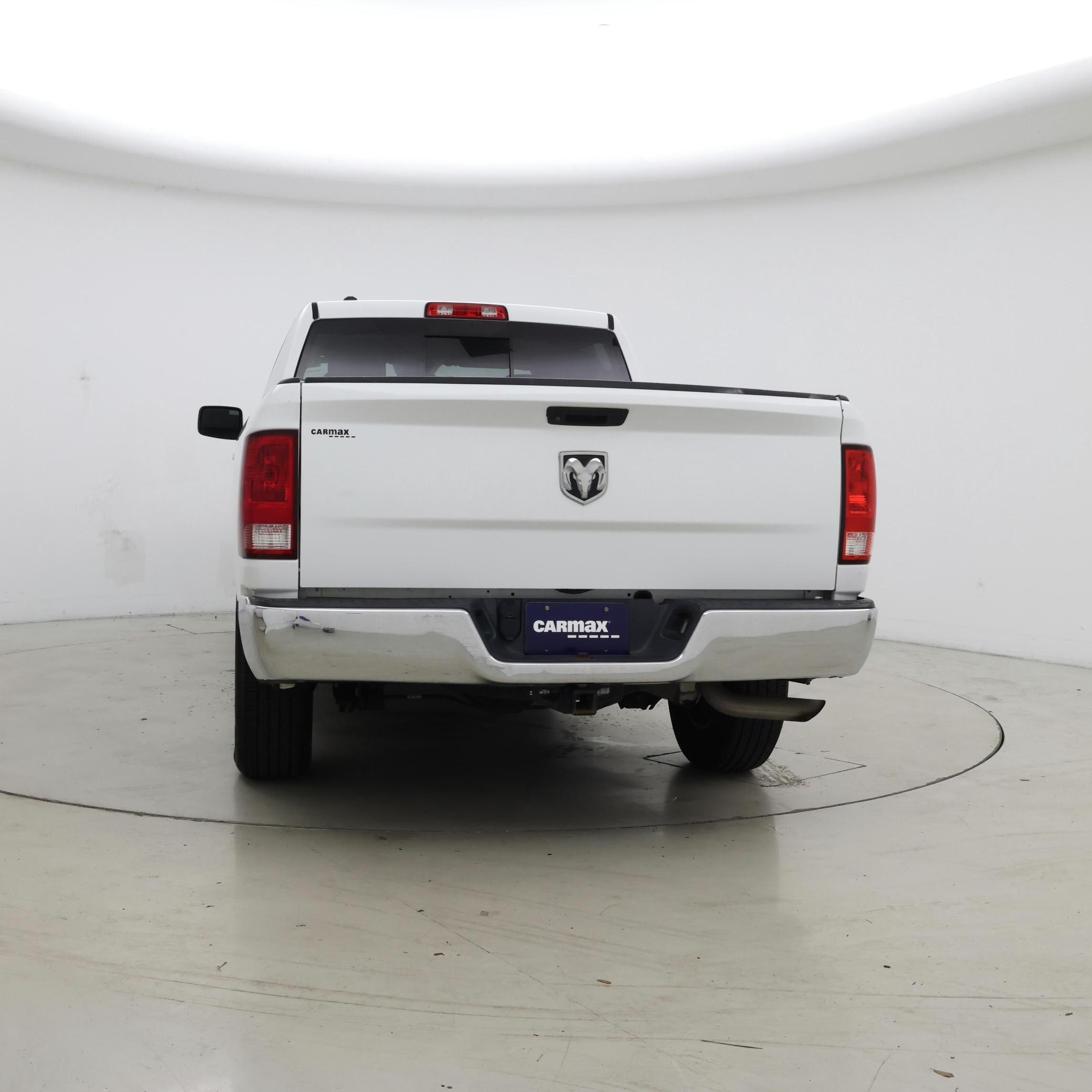 Thumbnail: 2019 RAM 1500 Classic - 6