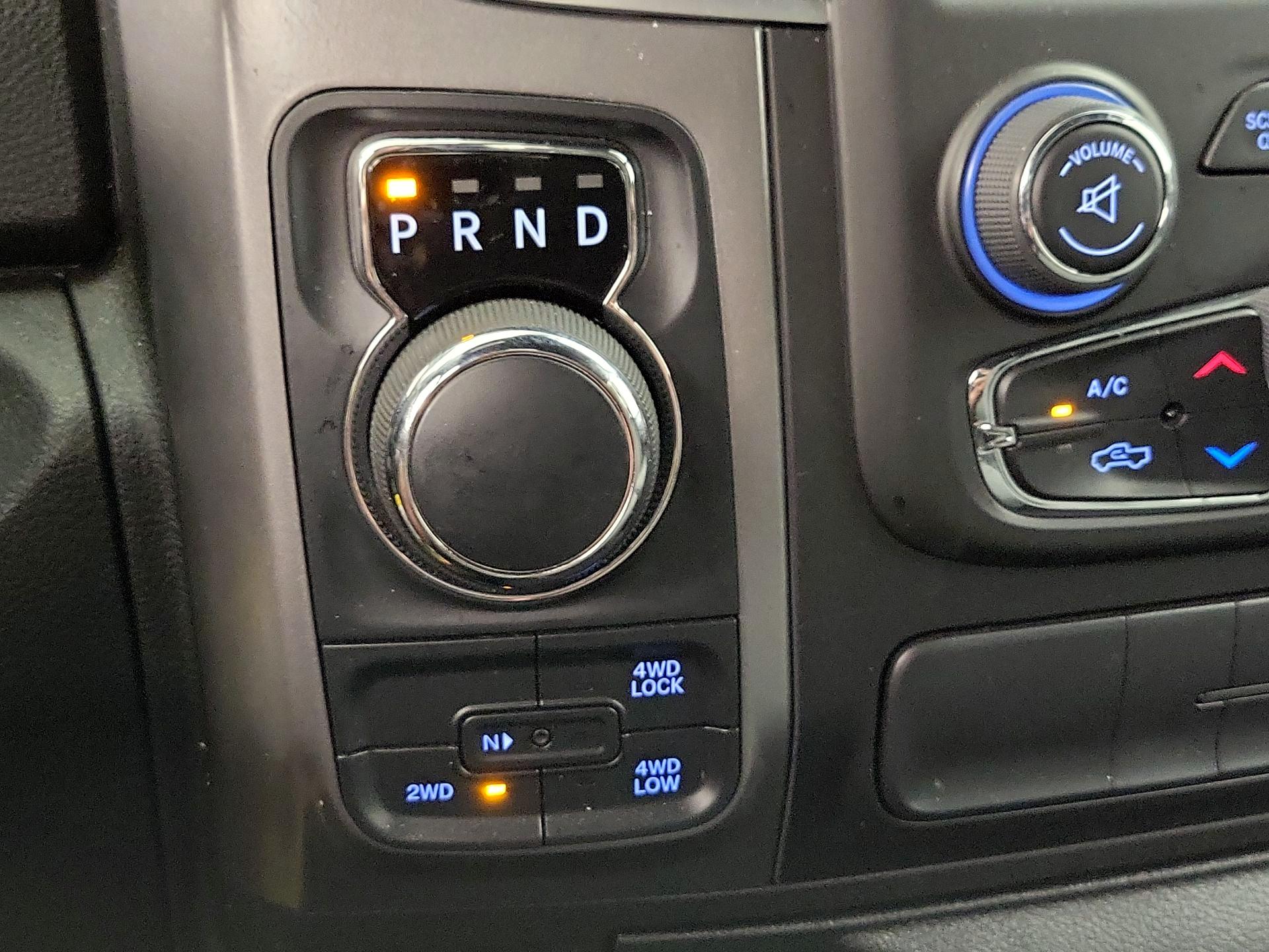 Thumbnail: 2021 RAM 1500 Classic - 17