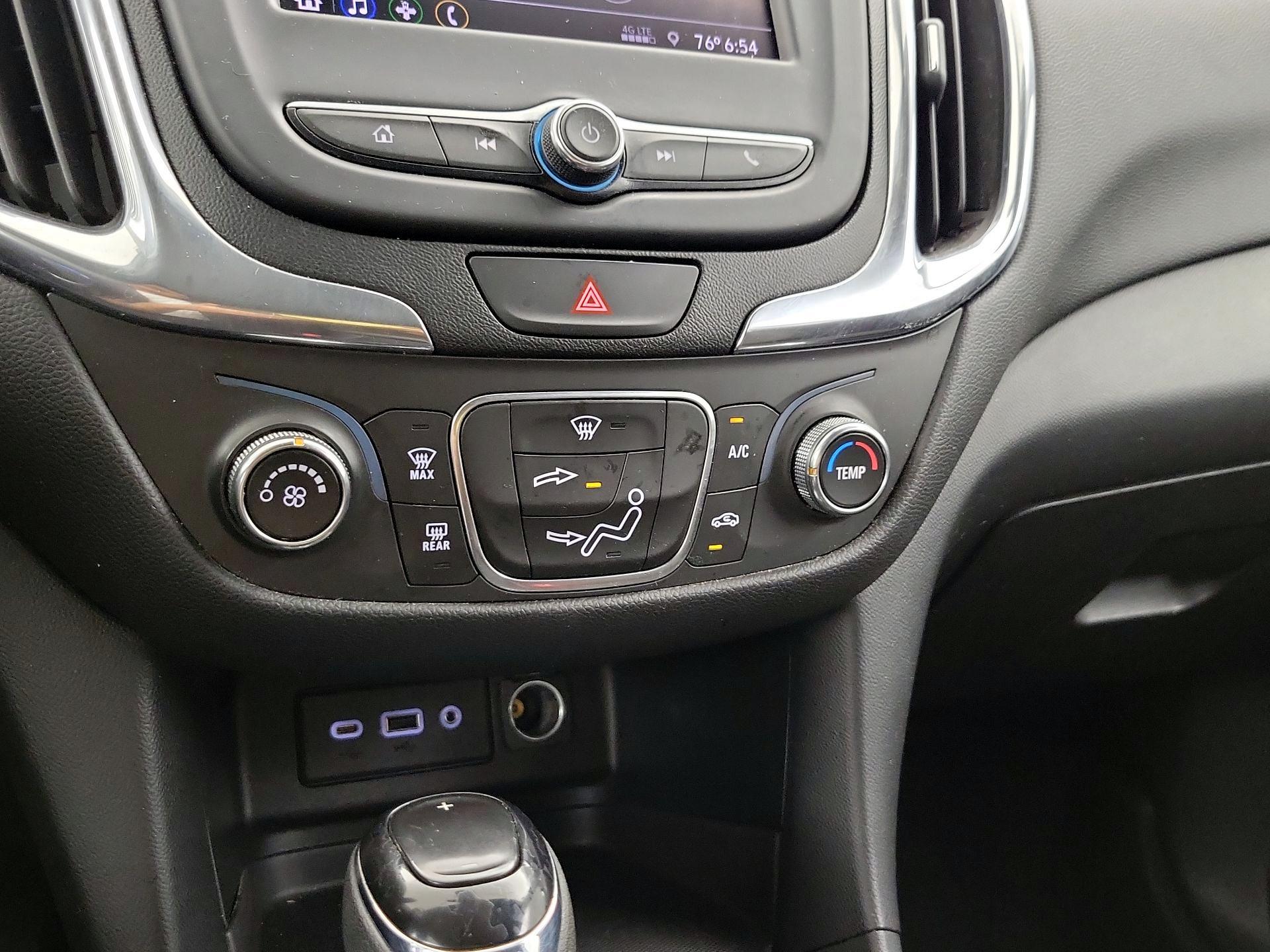 Thumbnail: 2020 Chevrolet Equinox - 16
