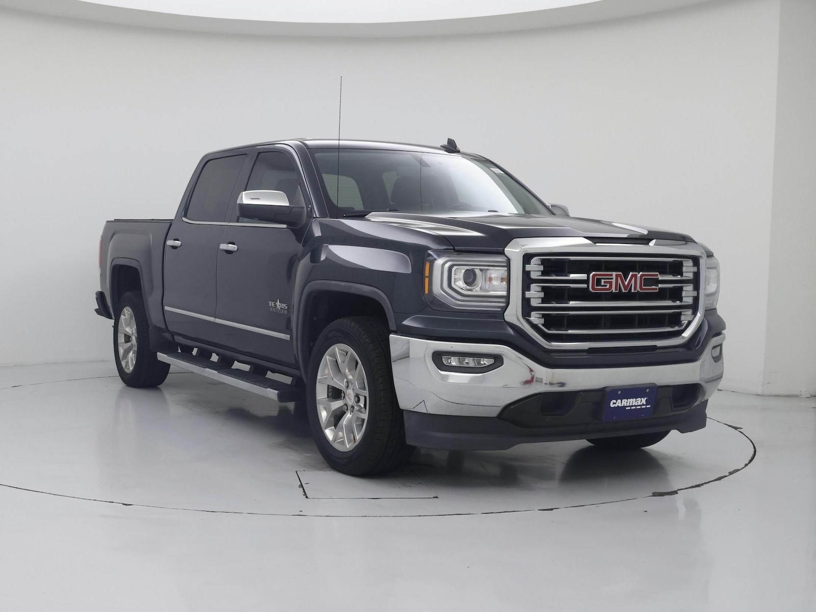2018 GMC Sierra 1500 SLT - Photo 2