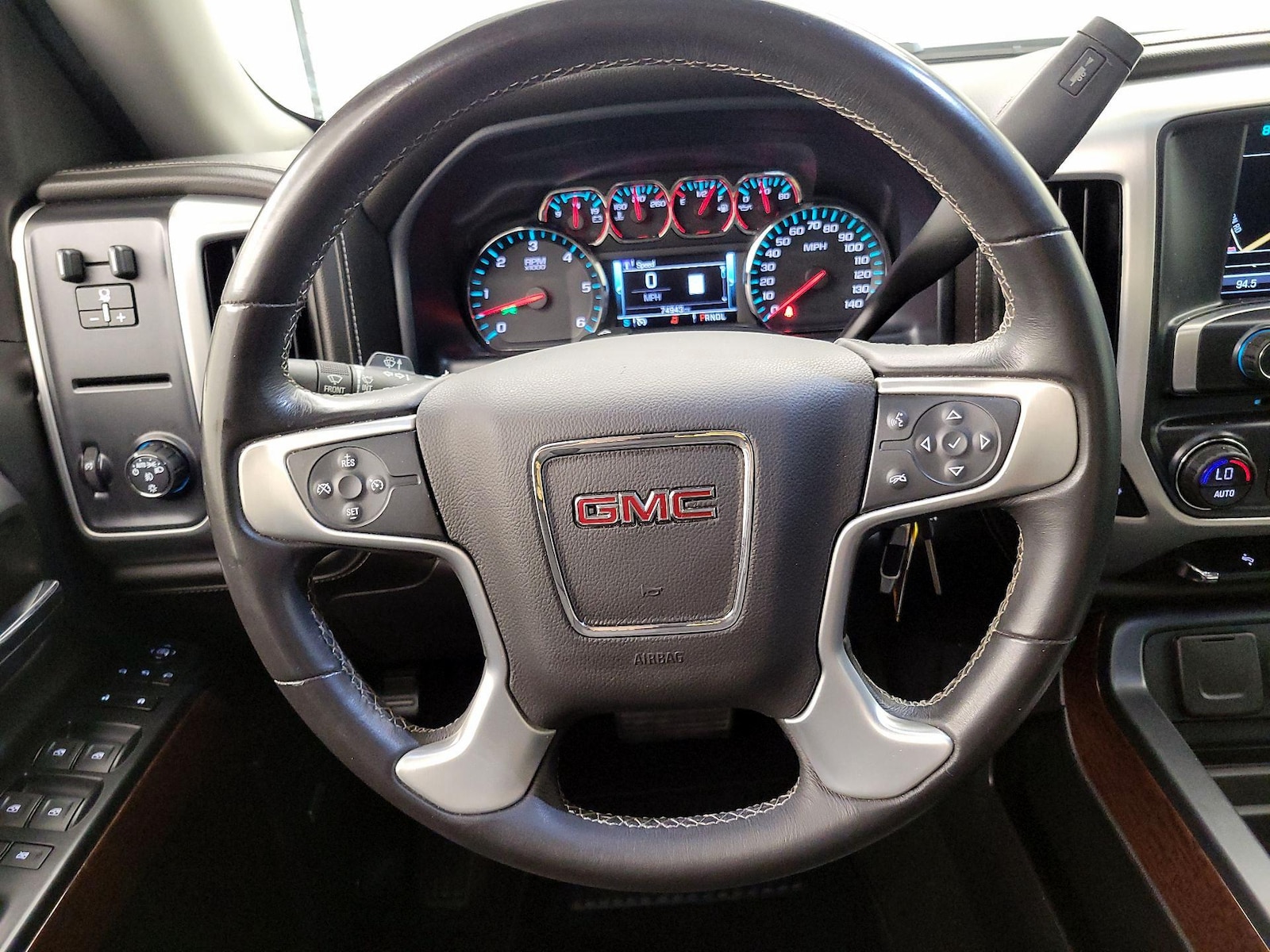 2018 GMC Sierra 1500 SLT - Photo 11