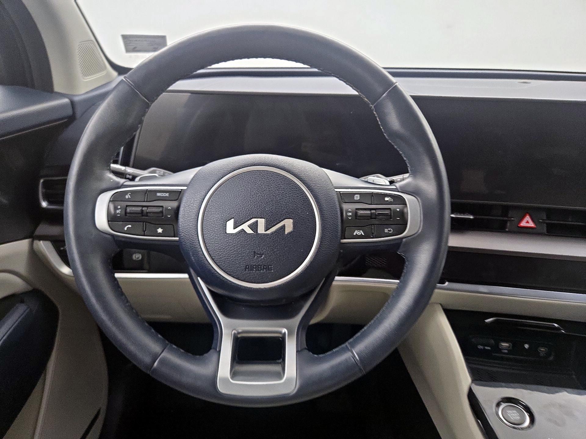 Thumbnail: 2023 Kia Sportage - 10
