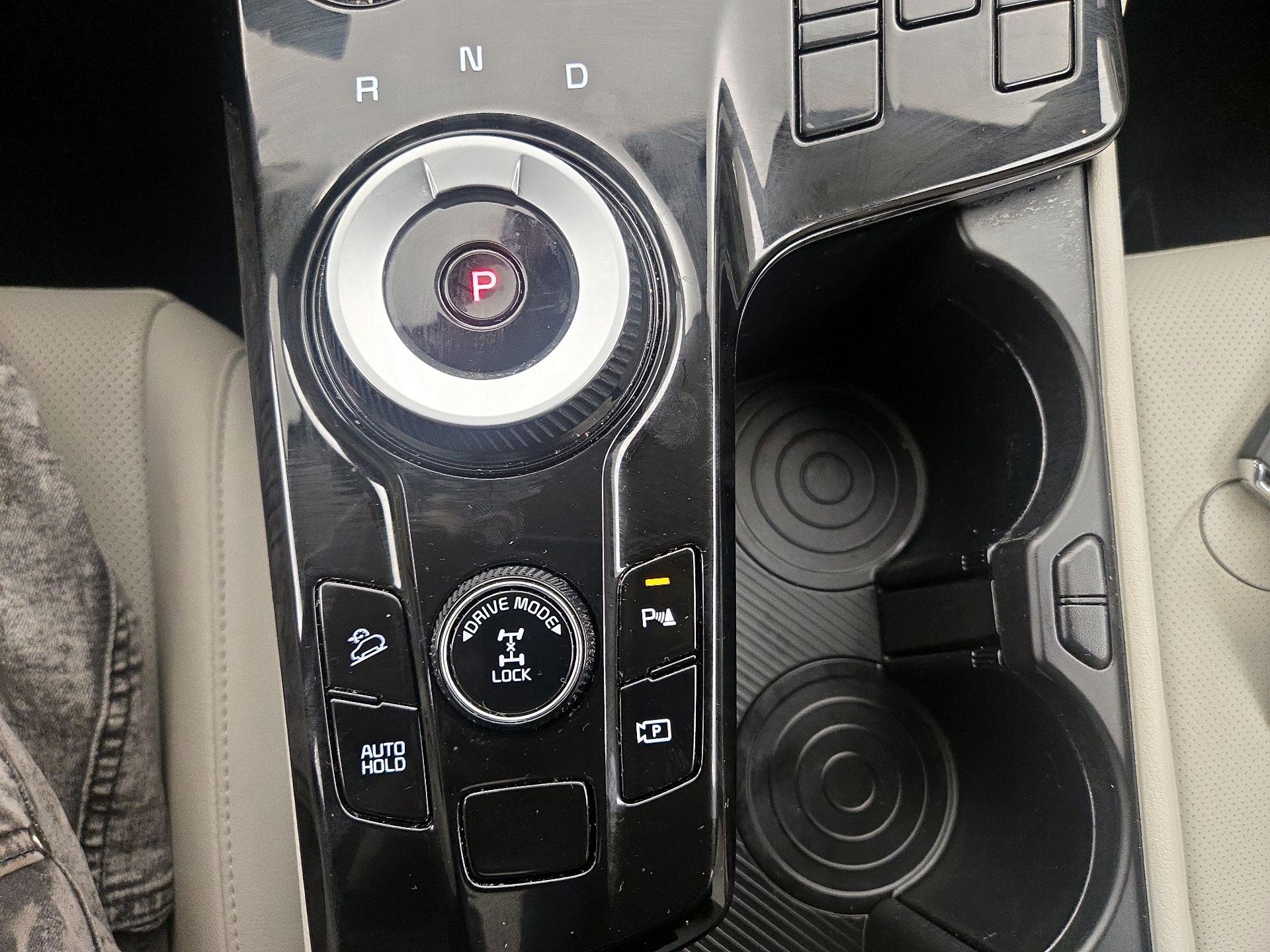 Thumbnail: 2023 Kia Sportage - 18