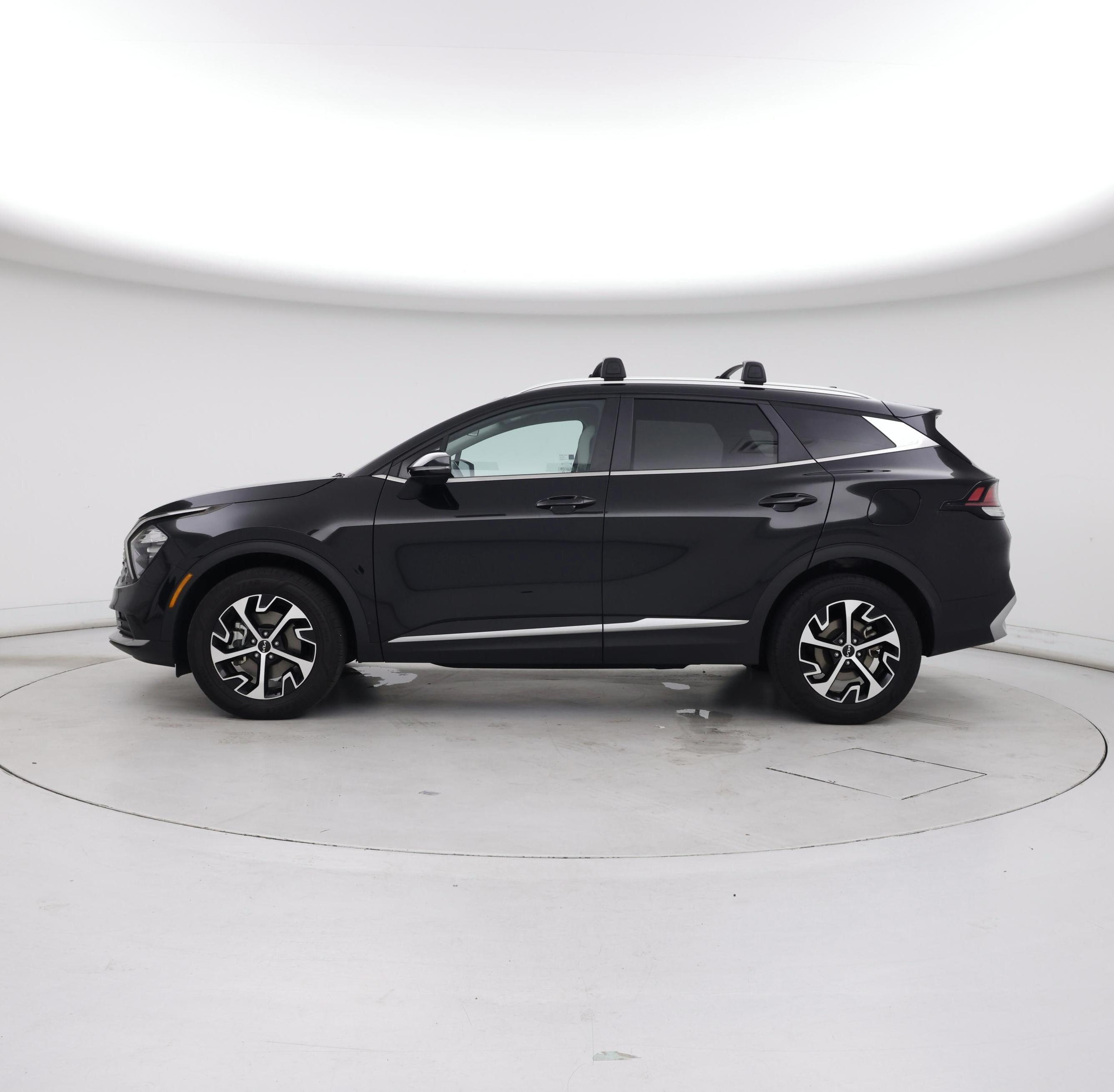 Thumbnail: 2023 Kia Sportage - 3