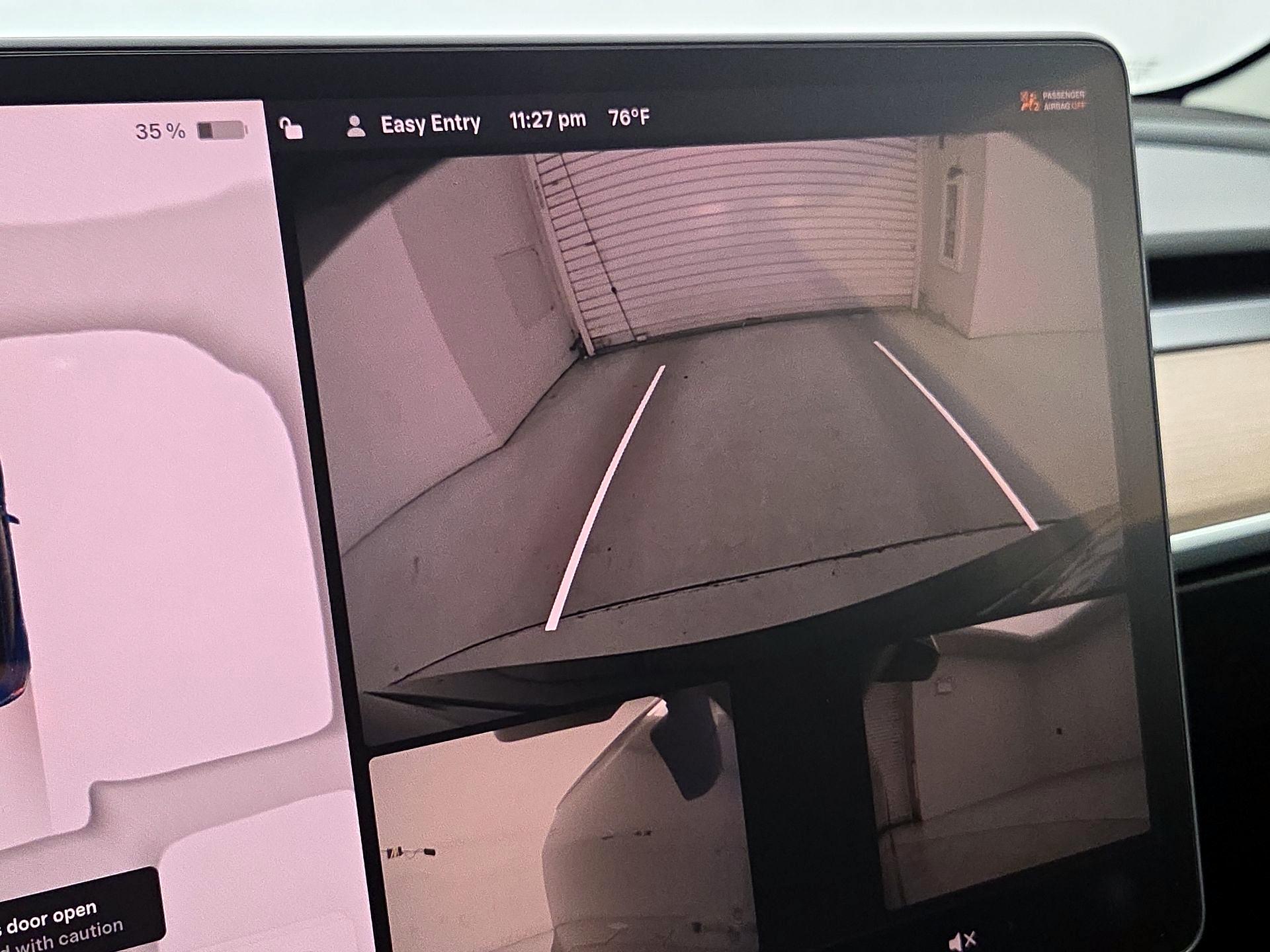Thumbnail: 2023 Tesla Model 3 - 14