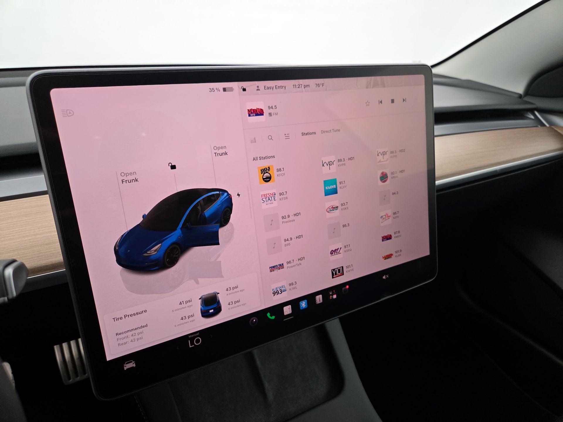 Thumbnail: 2023 Tesla Model 3 - 15