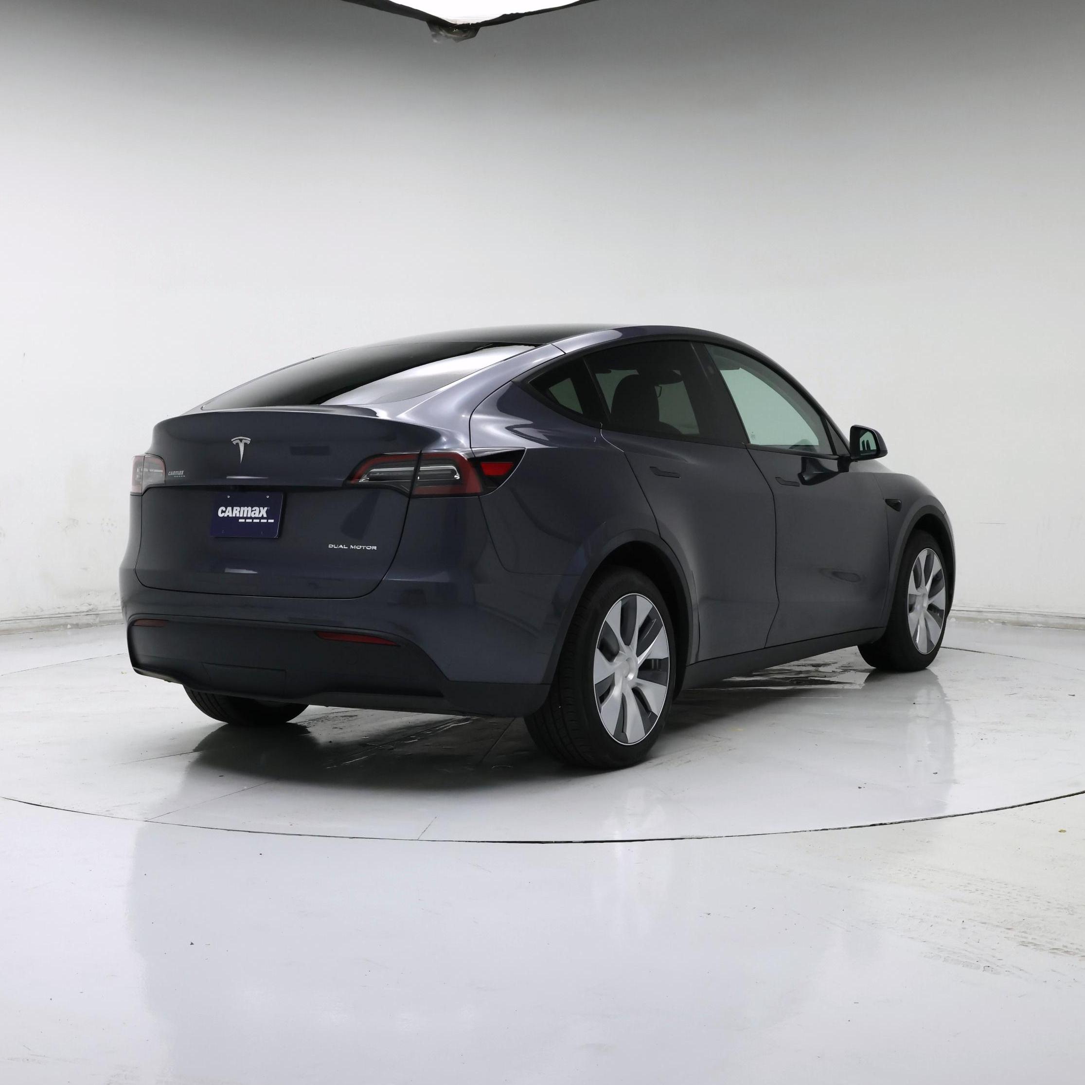 Thumbnail: 2023 Tesla Model Y - 8