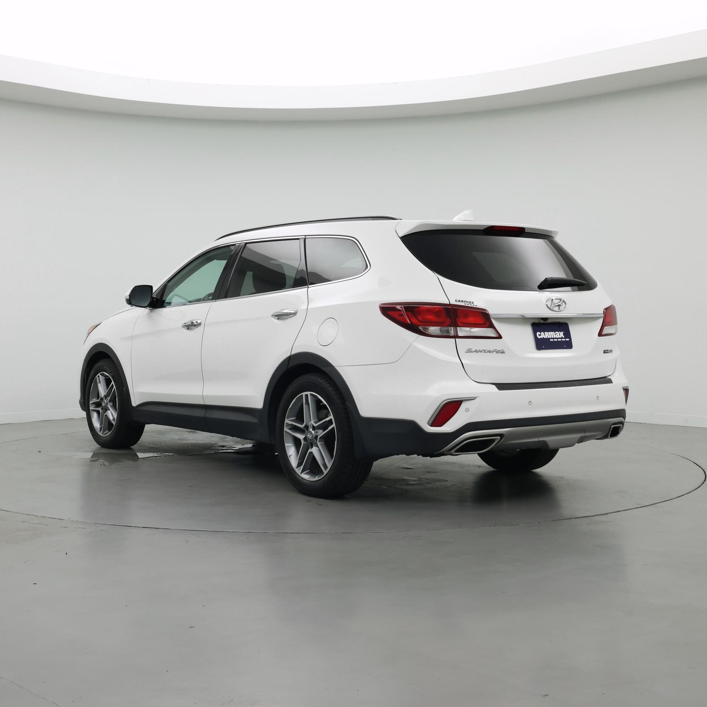 Thumbnail: 2017 Hyundai Santa Fe - 2