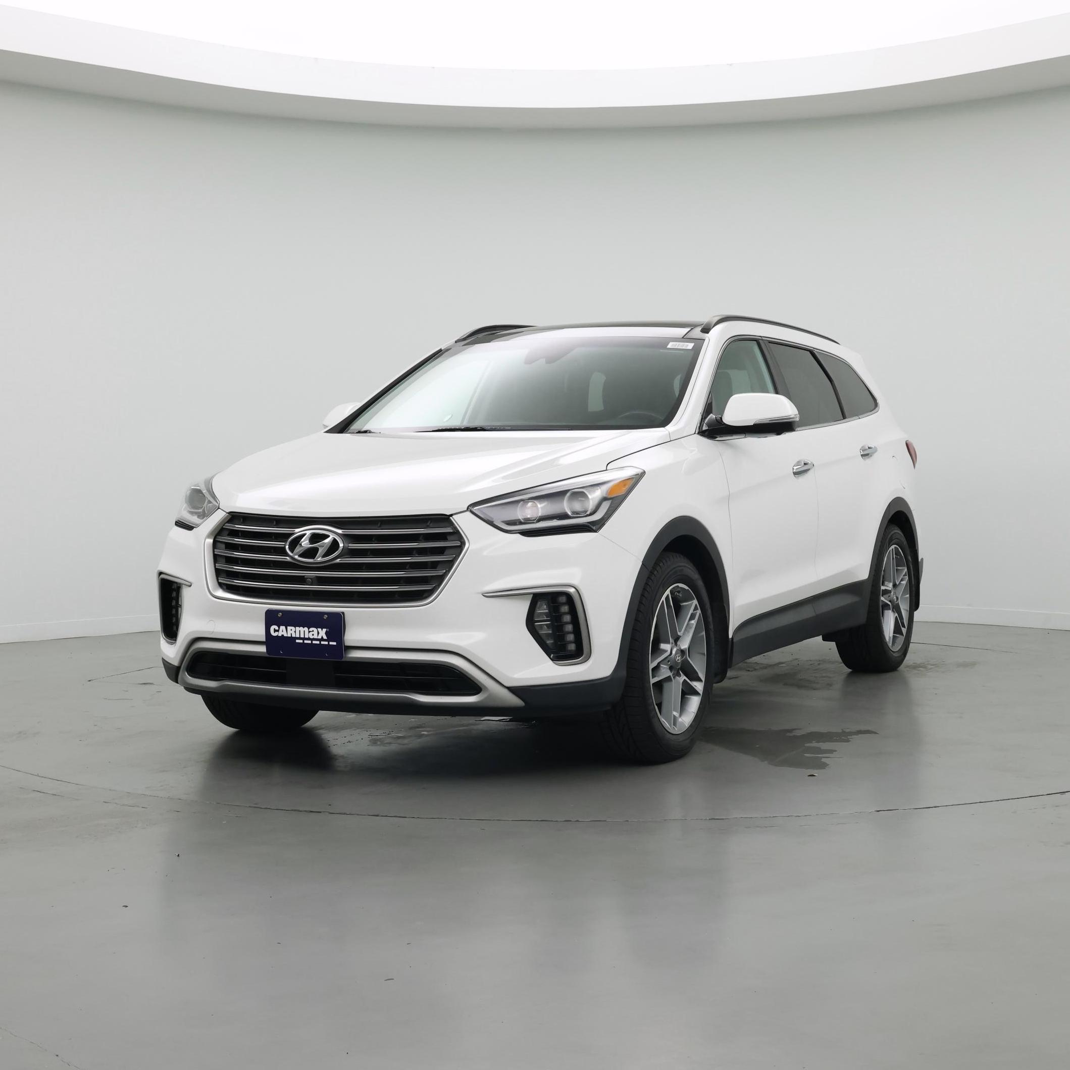 Thumbnail: 2017 Hyundai Santa Fe - 4