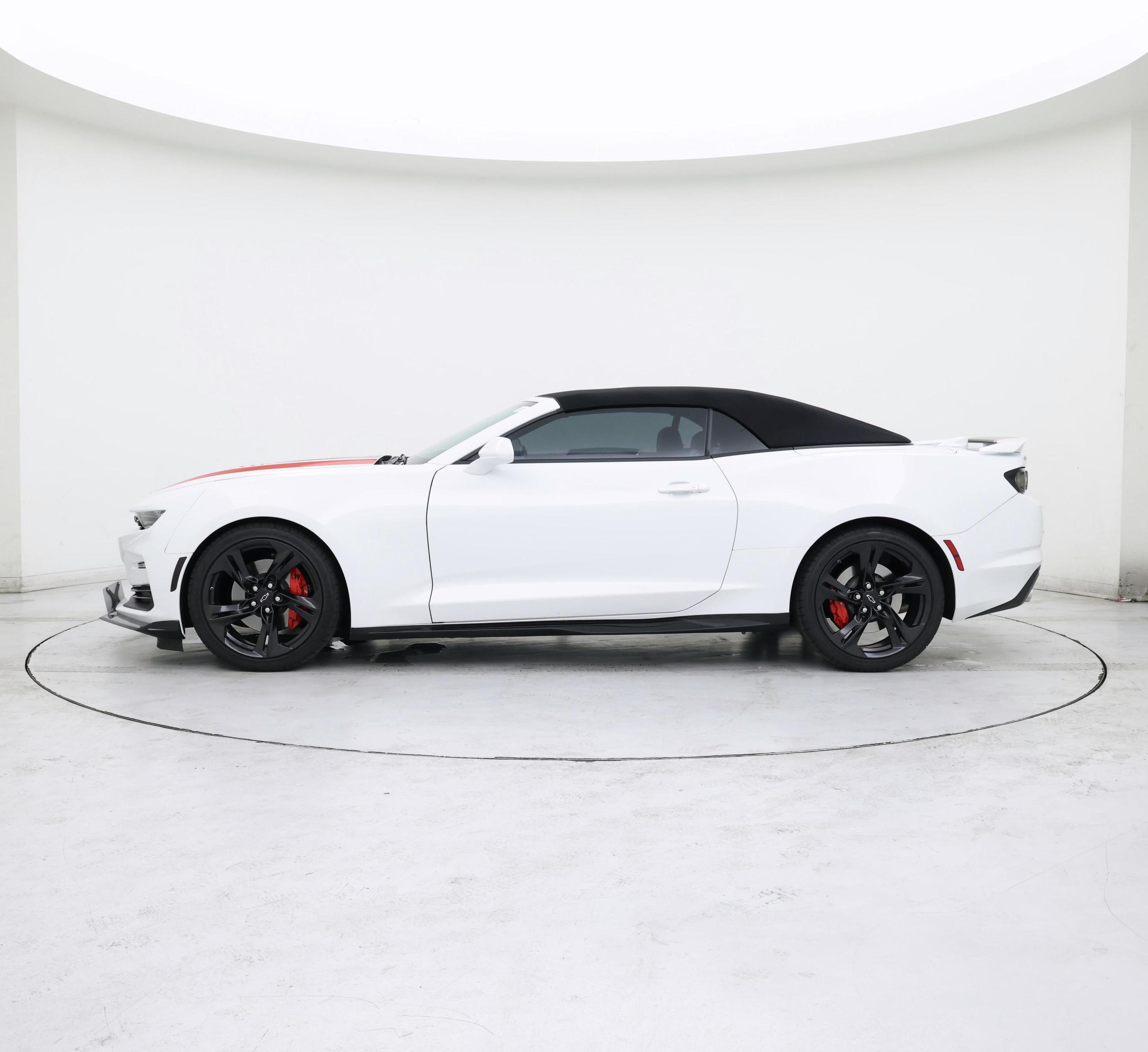 Thumbnail: 2023 Chevrolet Camaro - 3