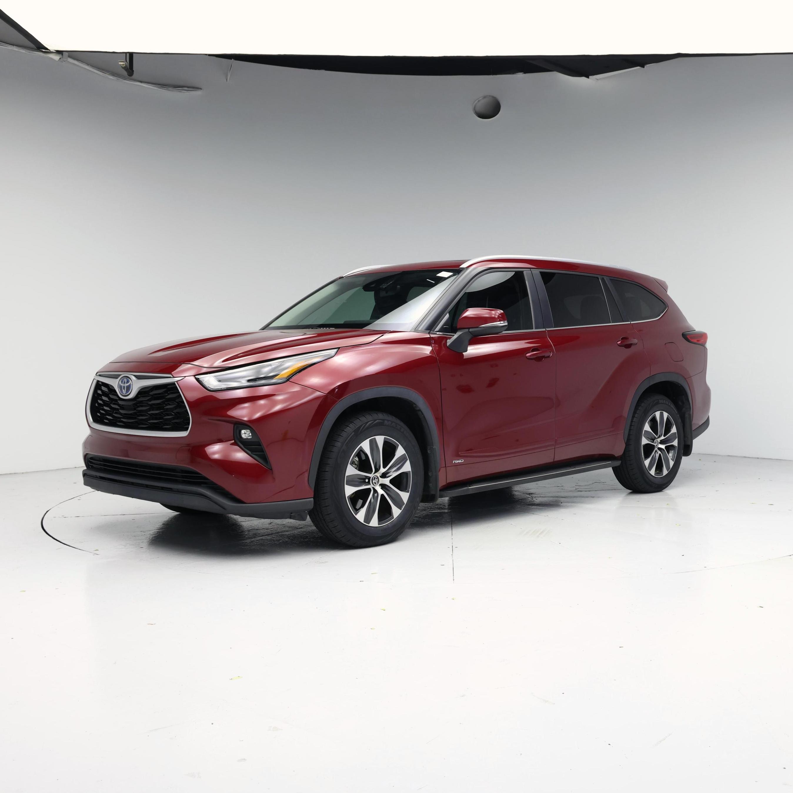 Thumbnail: 2023 Toyota Highlander - 4