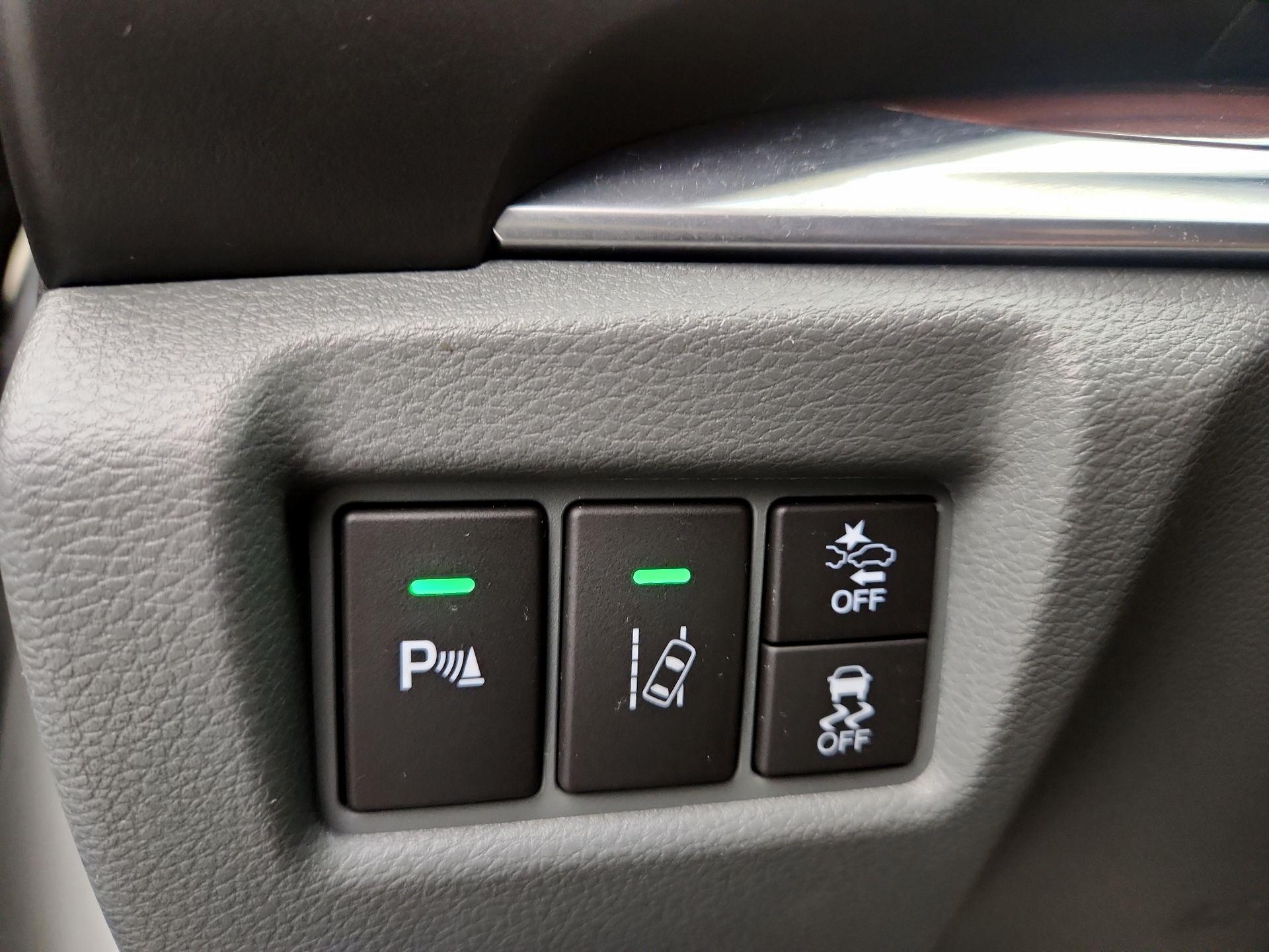 Thumbnail: 2016 Acura MDX - 13