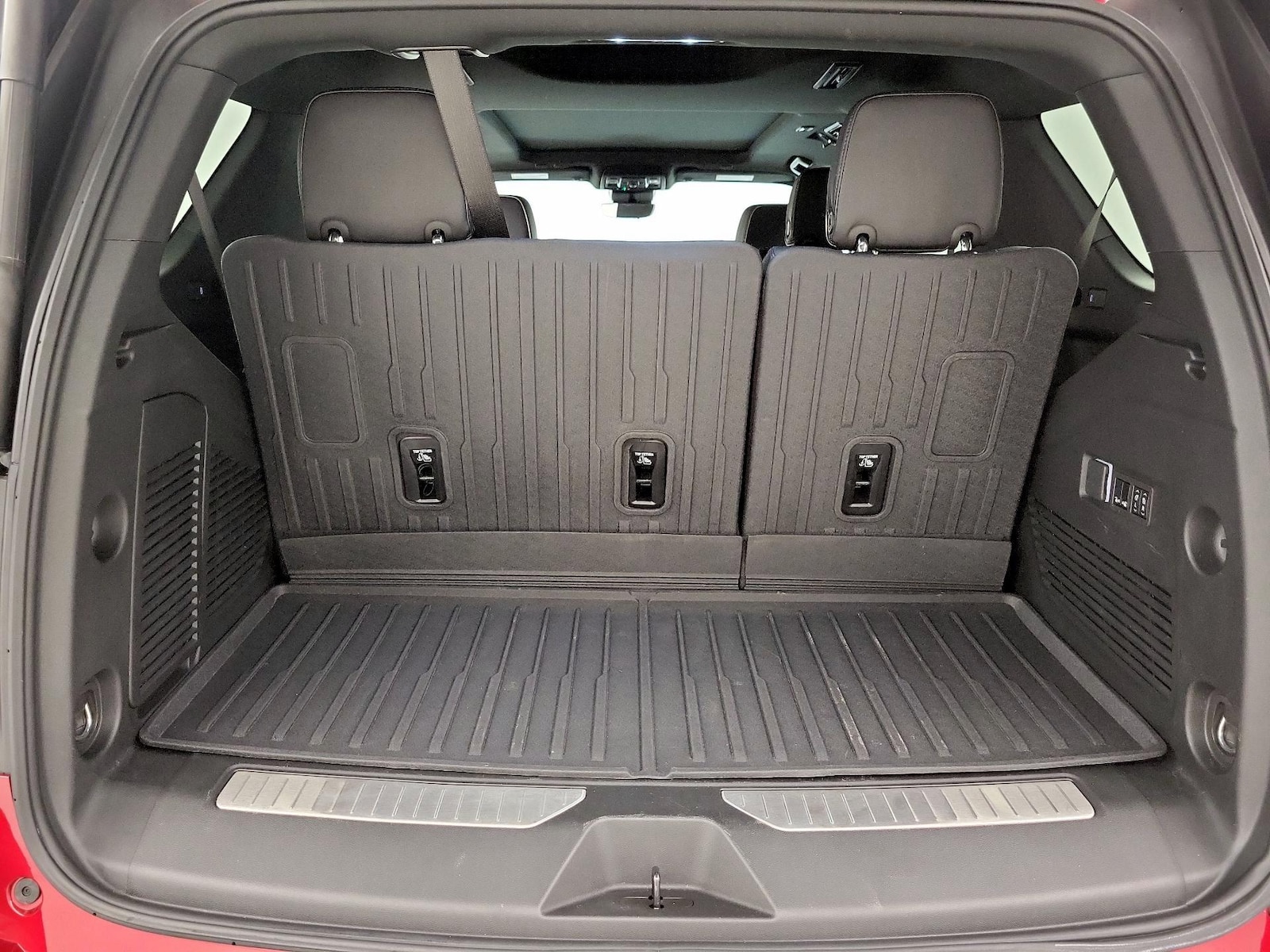 2024 Chevrolet Tahoe Premier - Photo 23