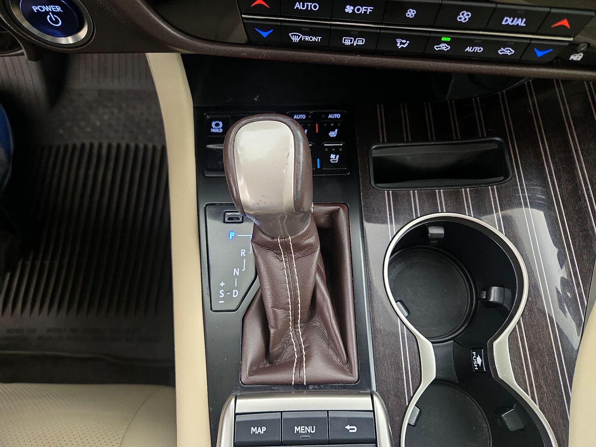 Thumbnail: 2020 Lexus RX - 18