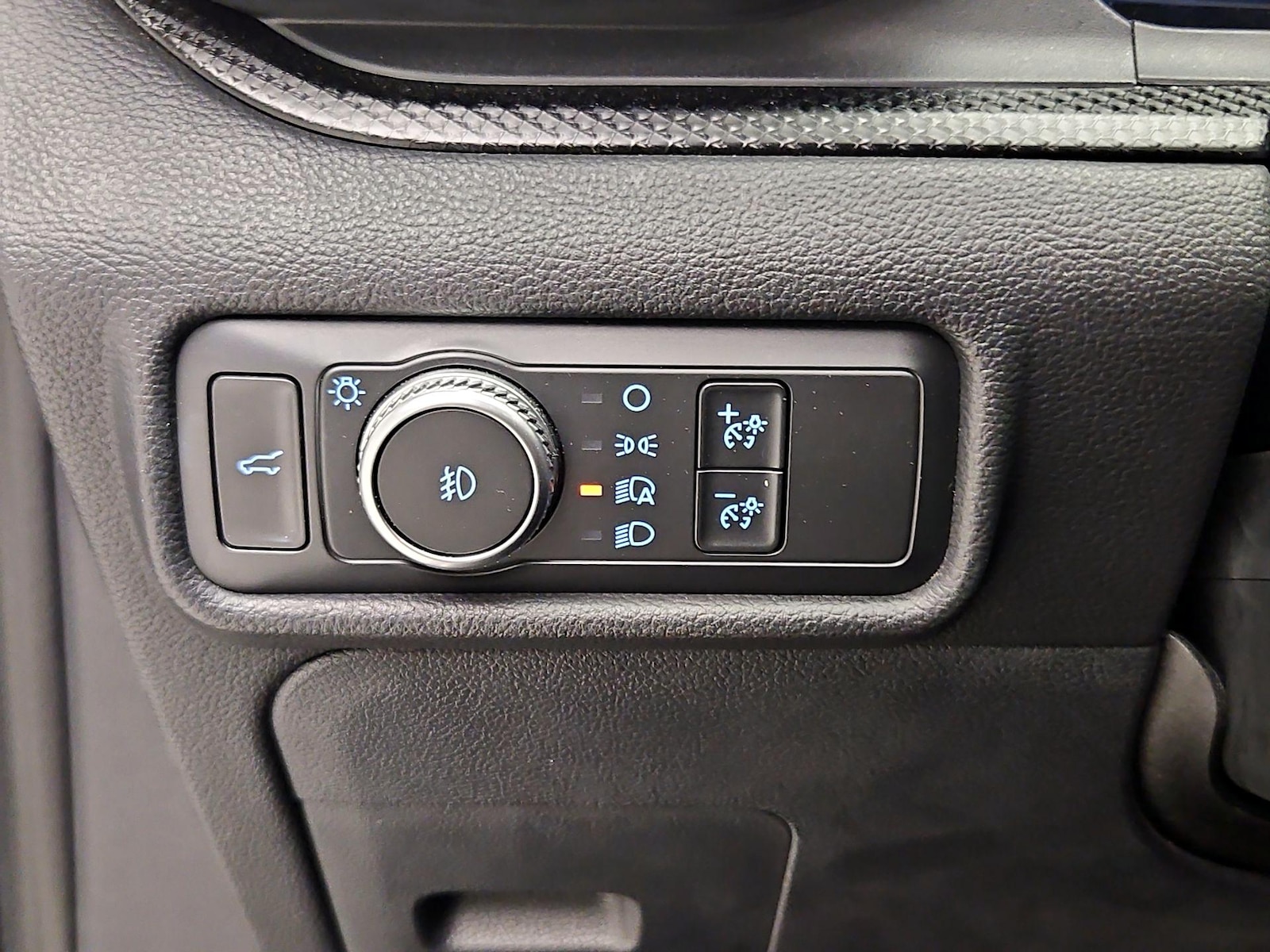 2020 Ford Explorer ST - Photo 14