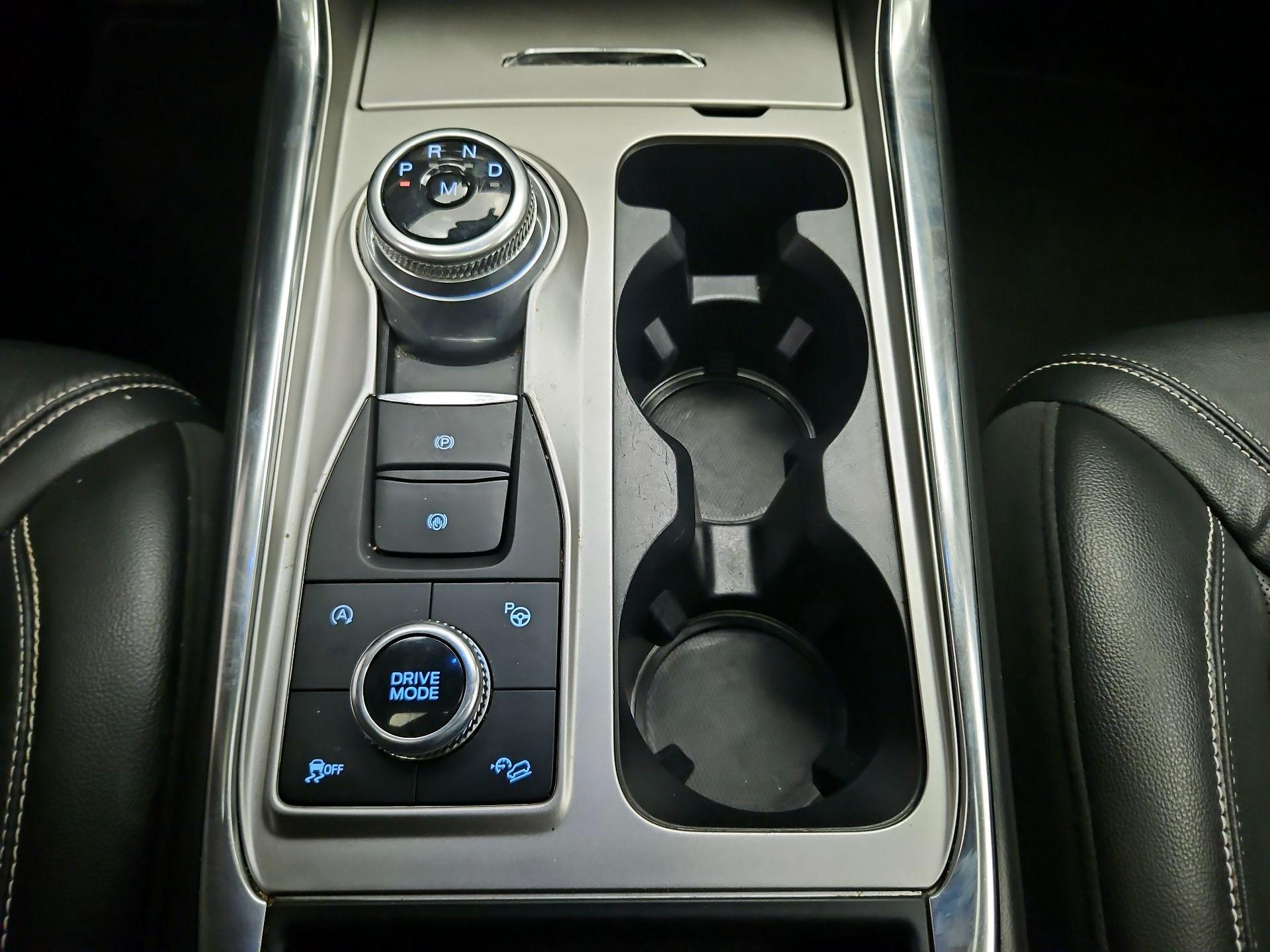 Thumbnail: 2020 Ford Explorer - 18