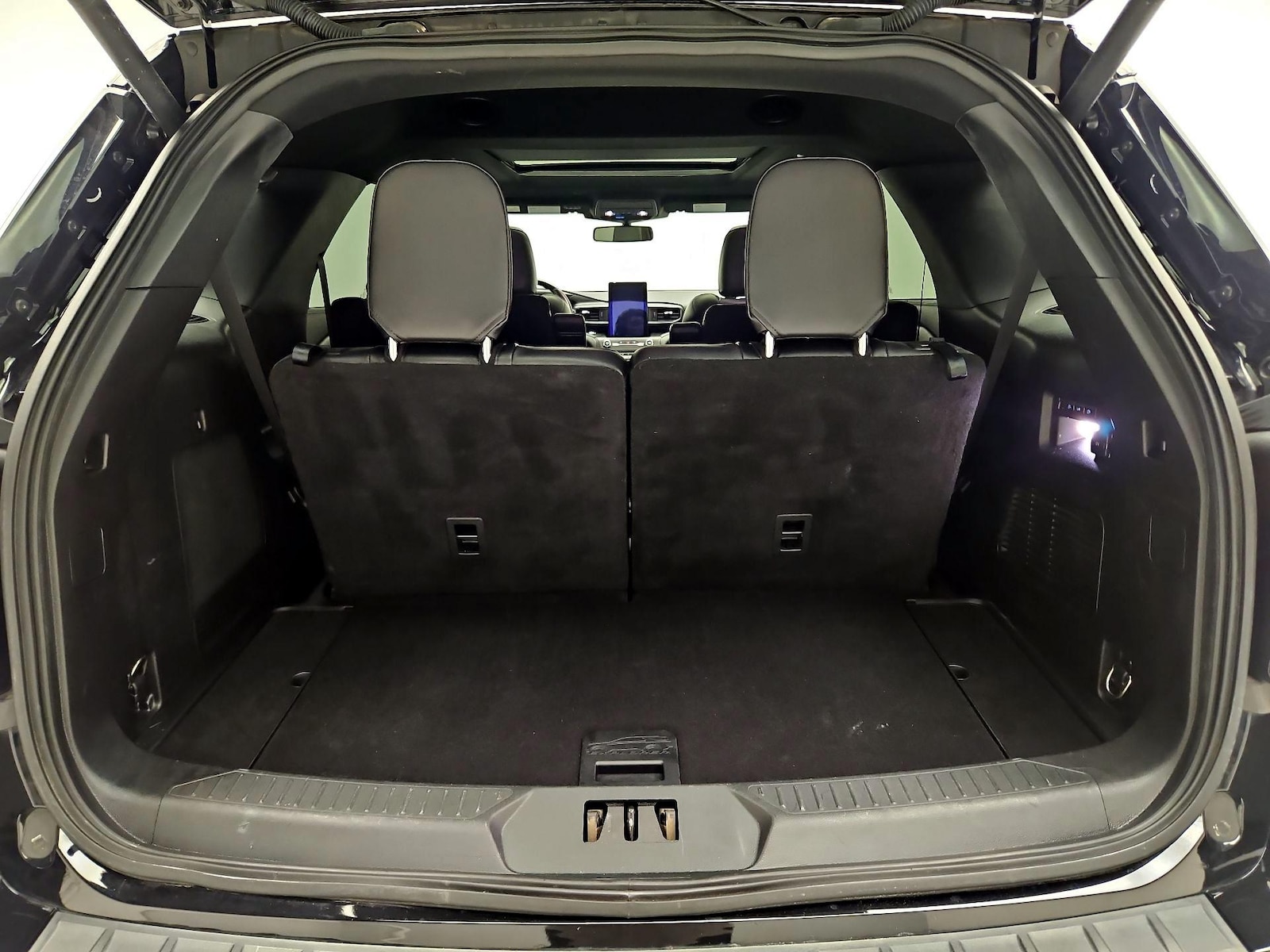 2020 Ford Explorer ST - Photo 24
