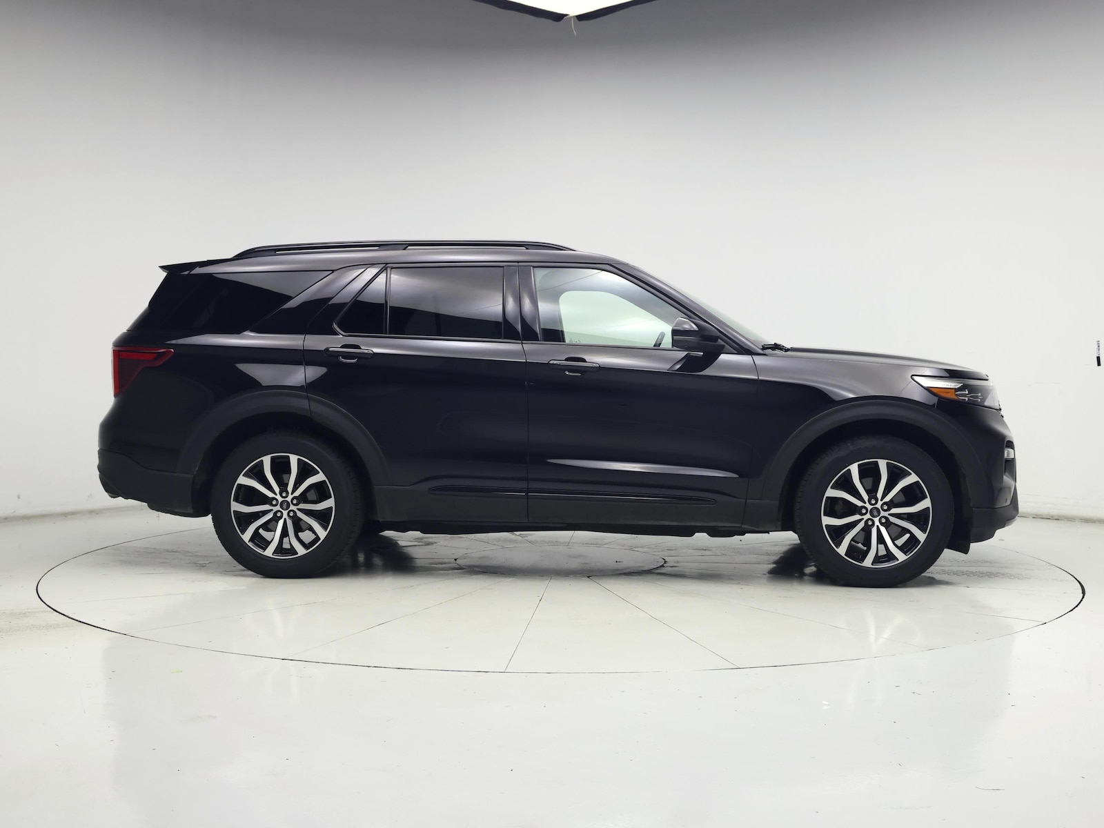 2020 Ford Explorer ST - Photo 8