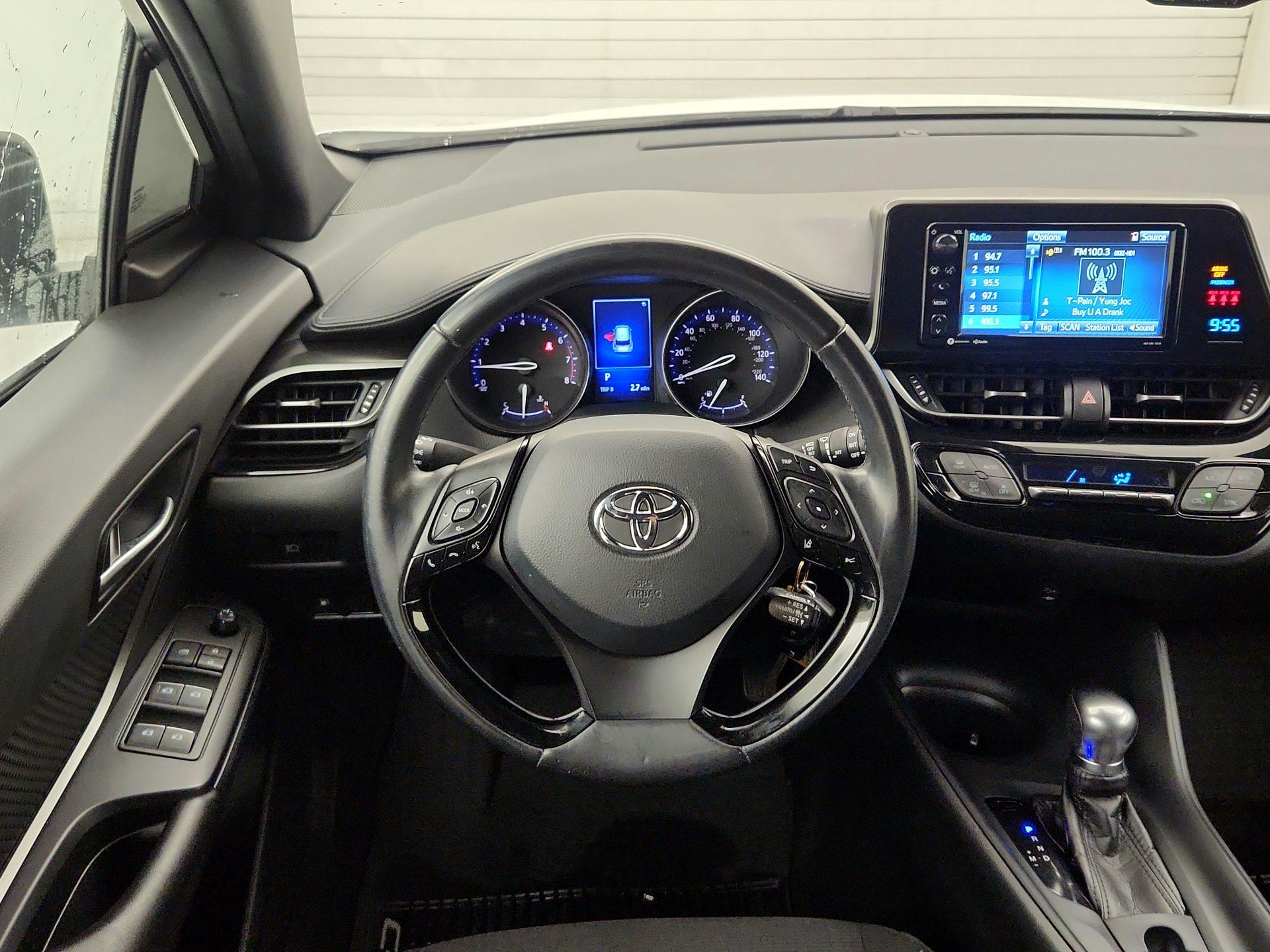 Thumbnail: 2018 Toyota C-HR - 10