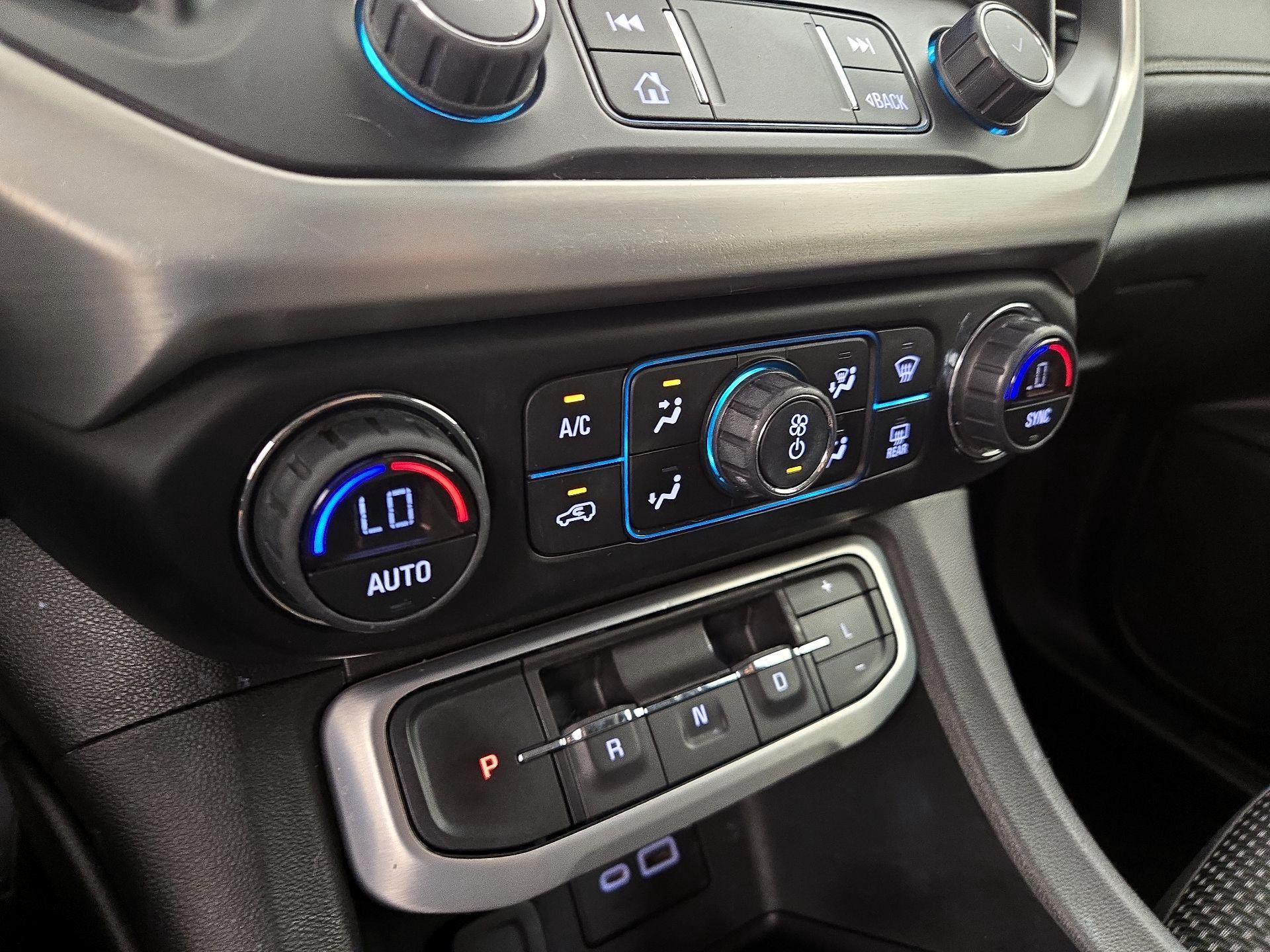Thumbnail: 2021 GMC Acadia - 16