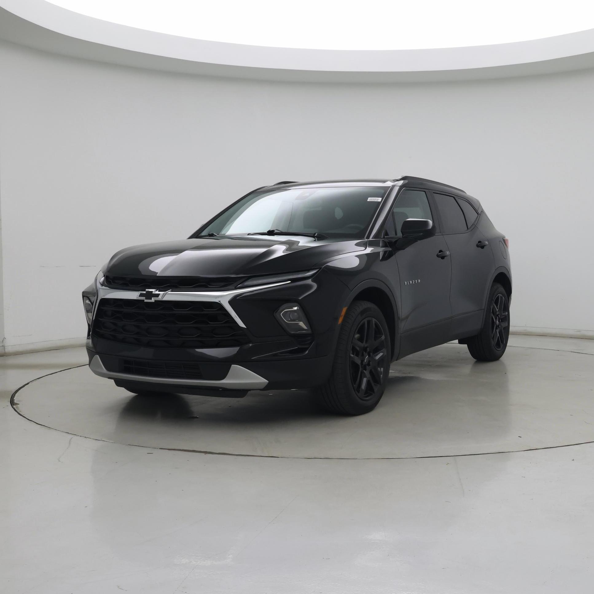 Thumbnail: 2023 Chevrolet Blazer - 4