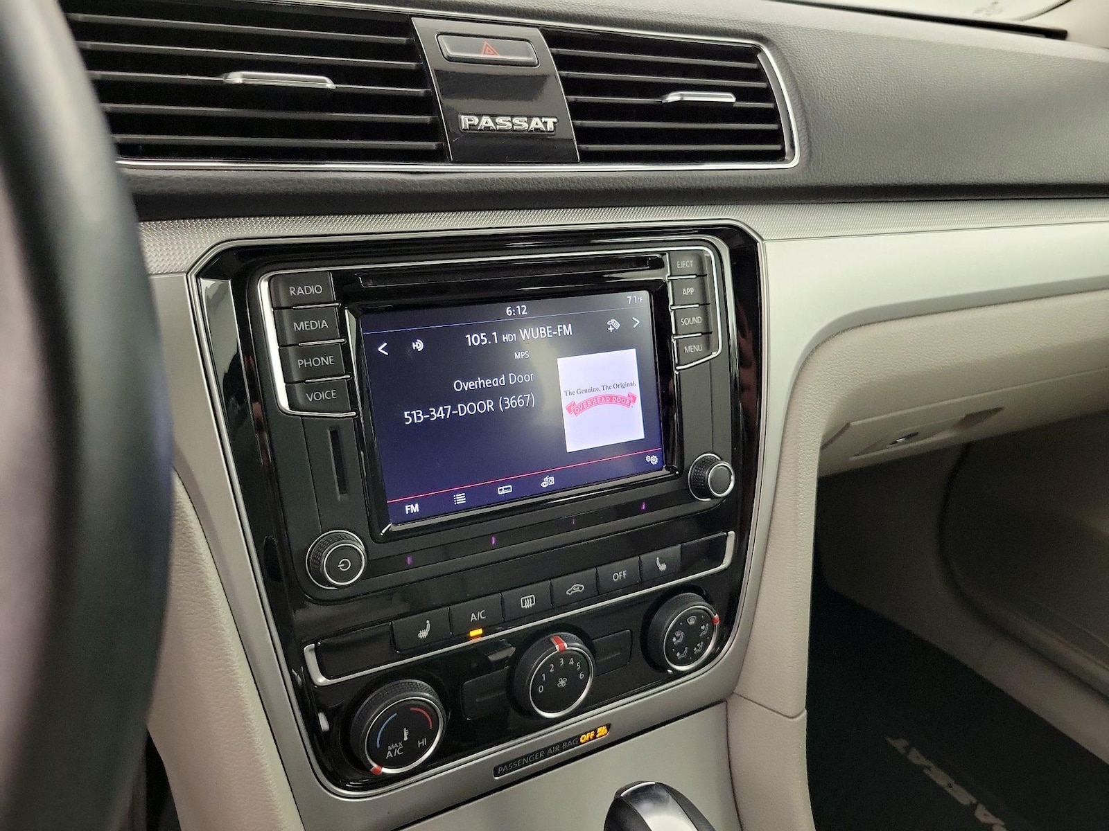 2019 Volkswagen Passat Wolfsburg Edition - Photo 16