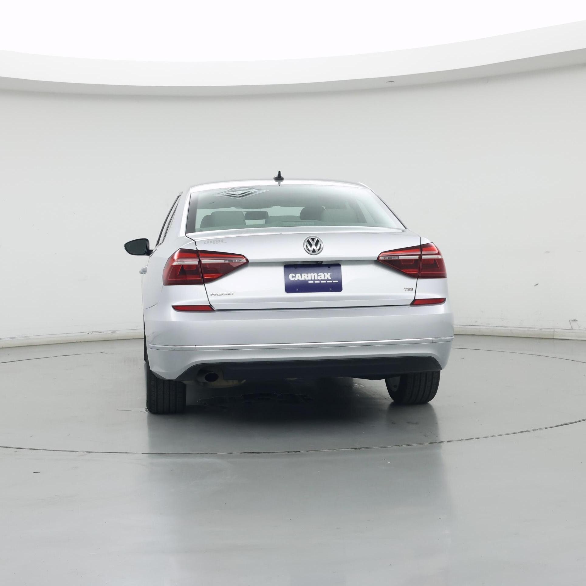 Thumbnail: 2019 Volkswagen Passat - 6