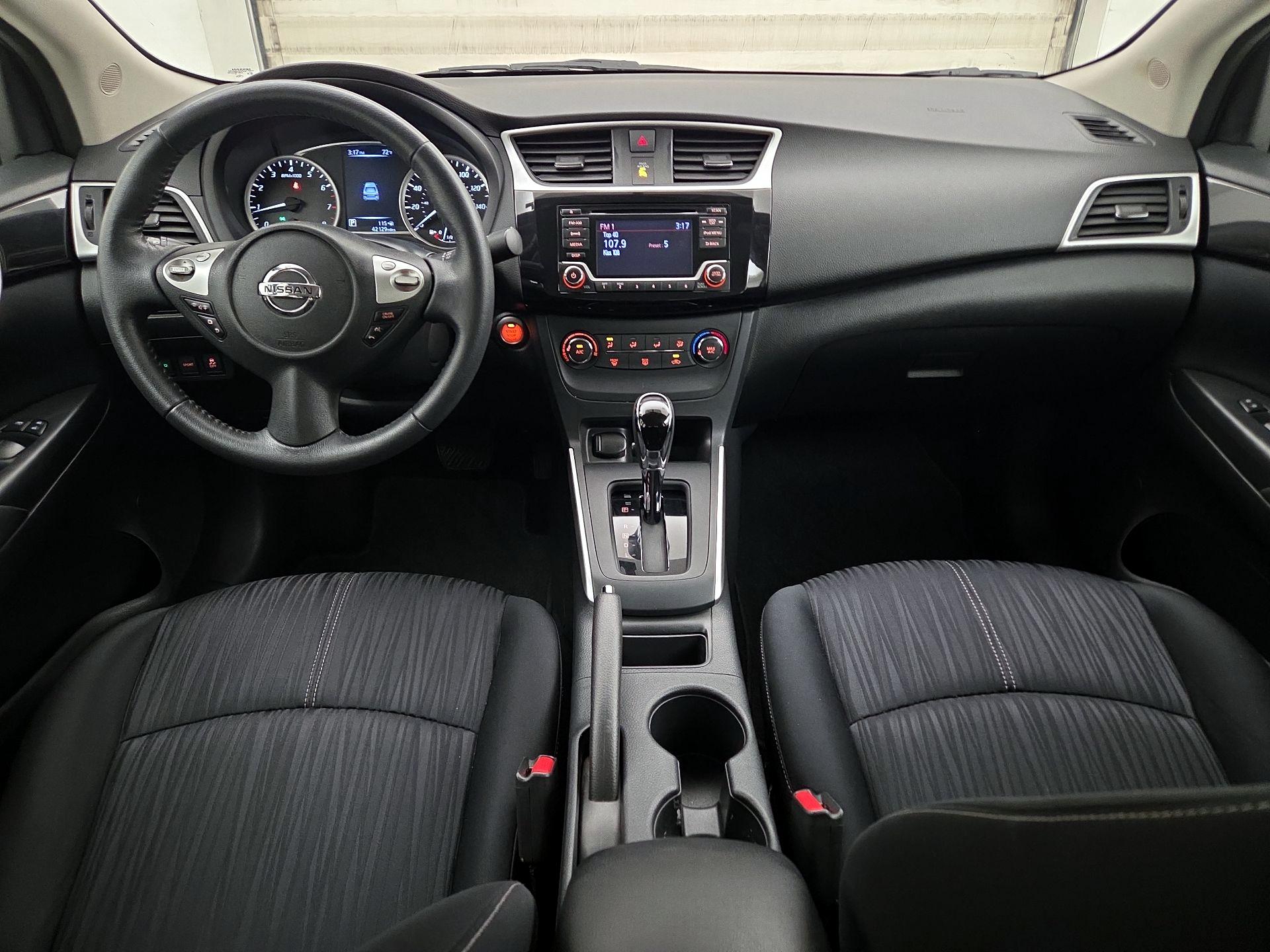 Thumbnail: 2017 Nissan Sentra - 9