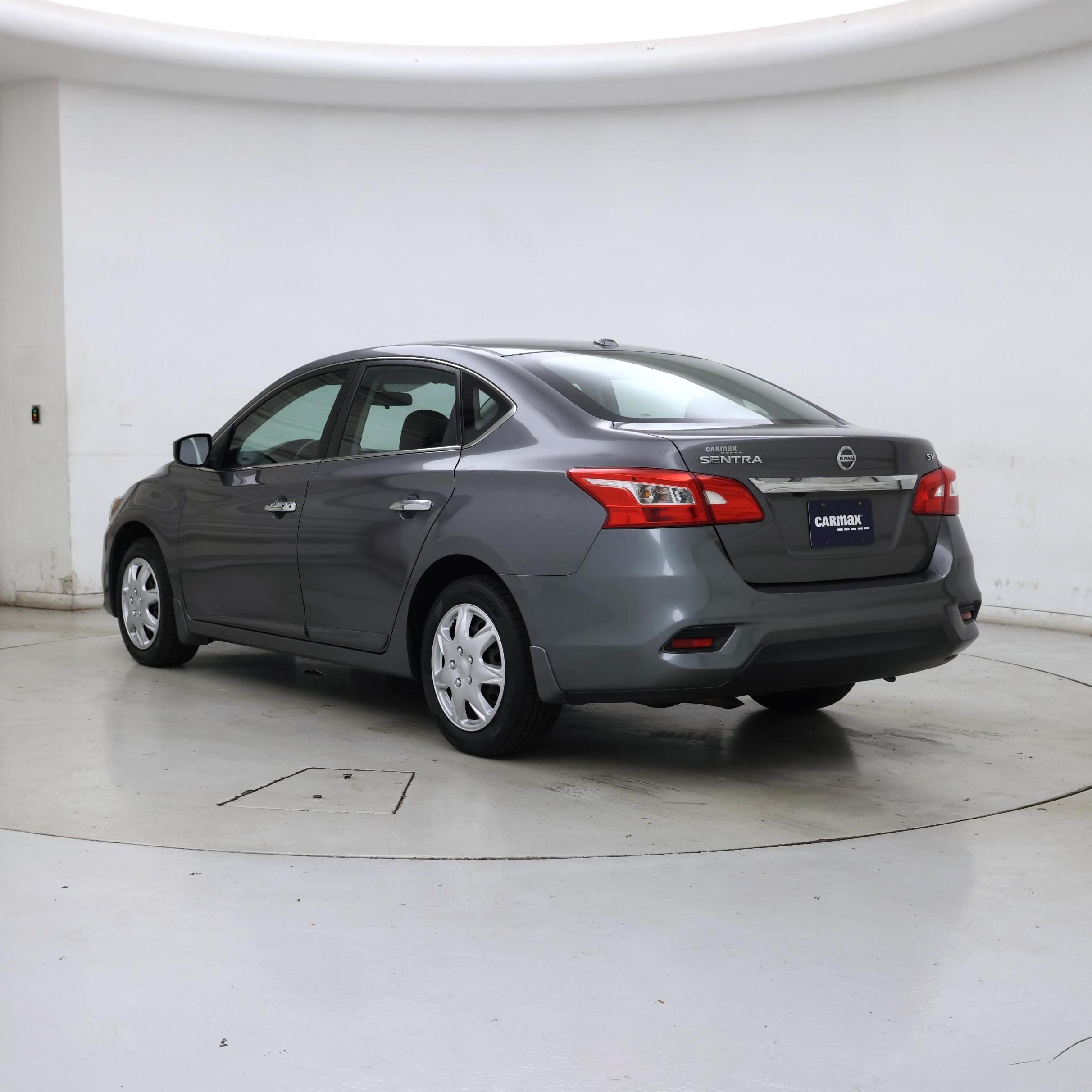 Thumbnail: 2017 Nissan Sentra - 2