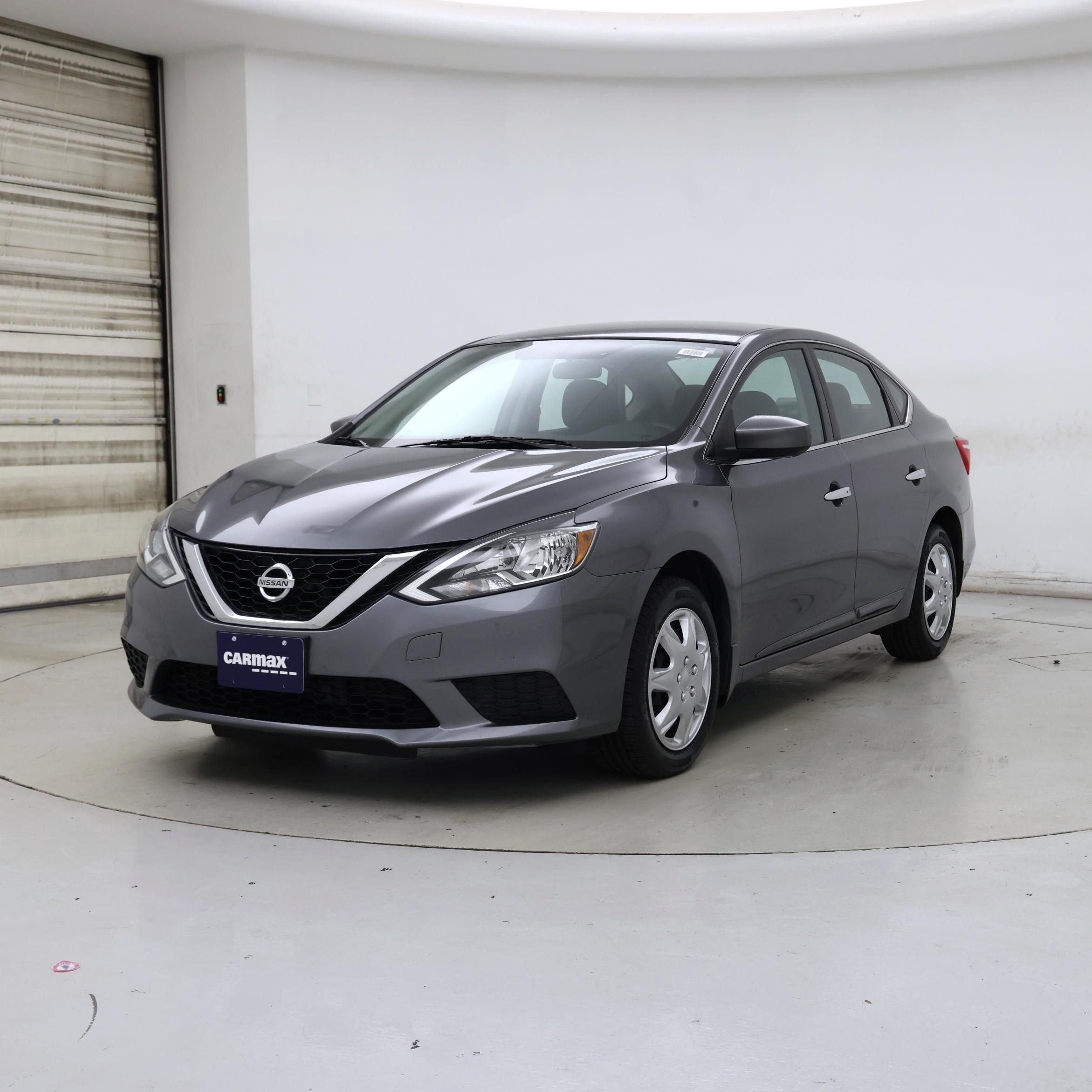 Thumbnail: 2017 Nissan Sentra - 4