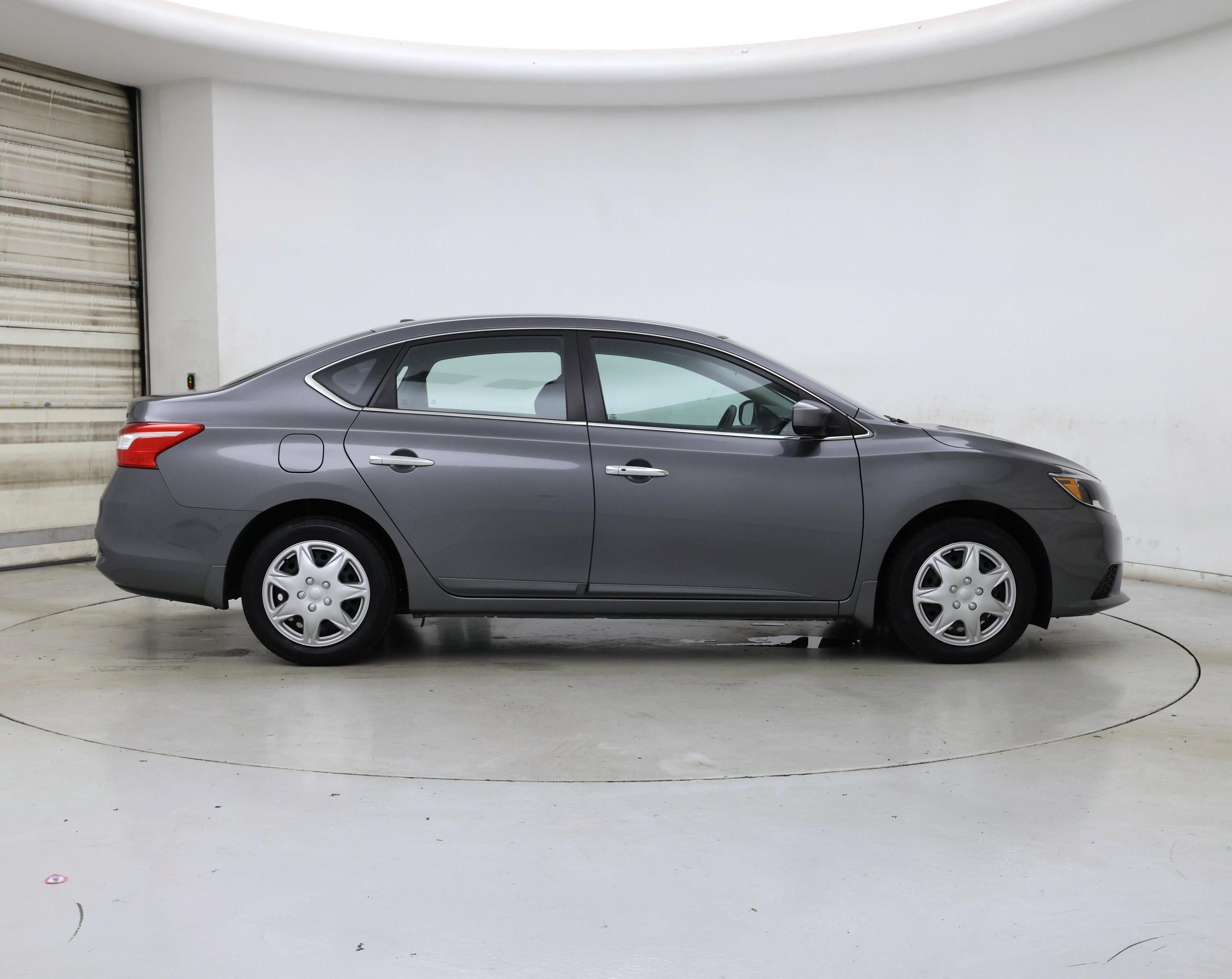 Thumbnail: 2017 Nissan Sentra - 7