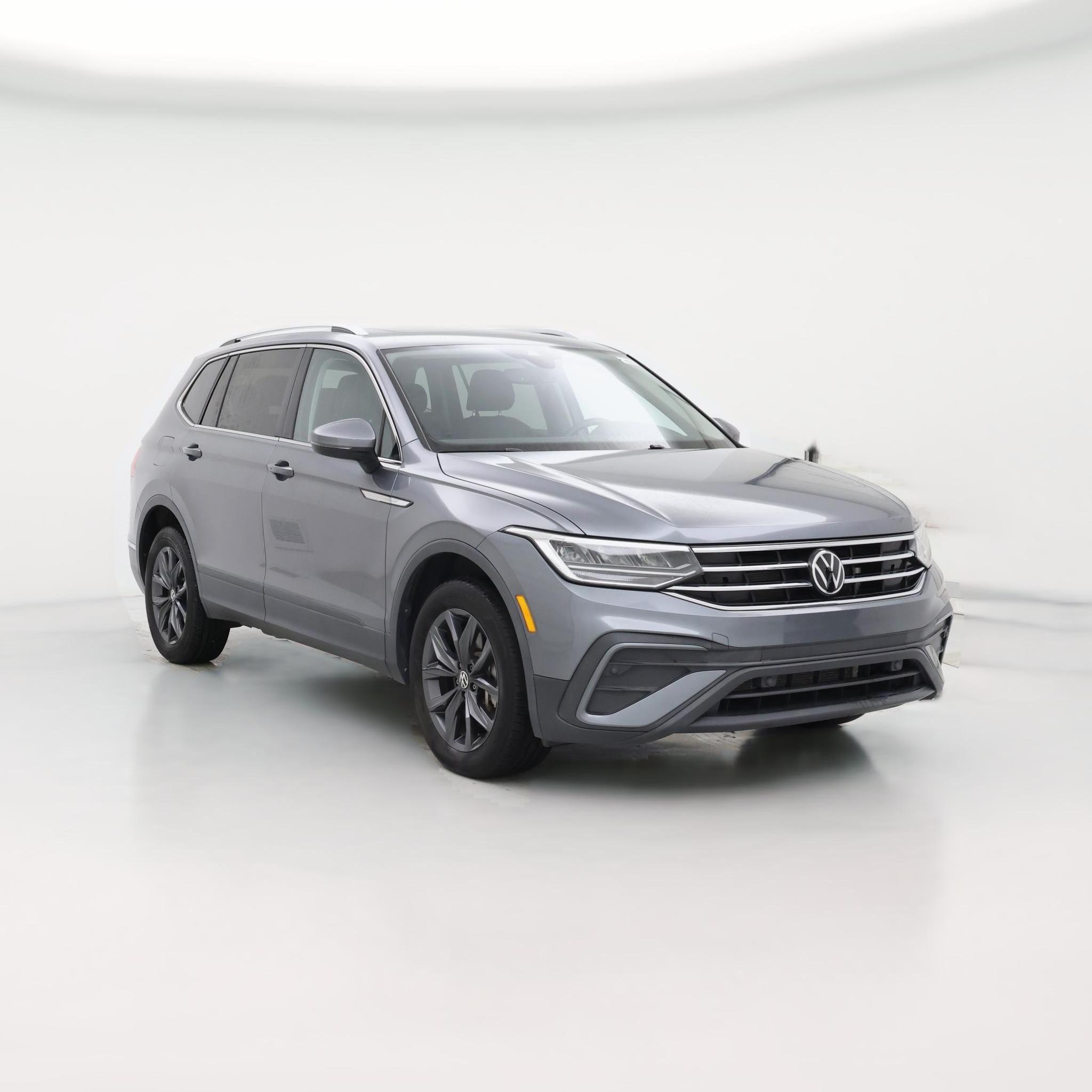 Thumbnail: 2023 Volkswagen Tiguan - 1