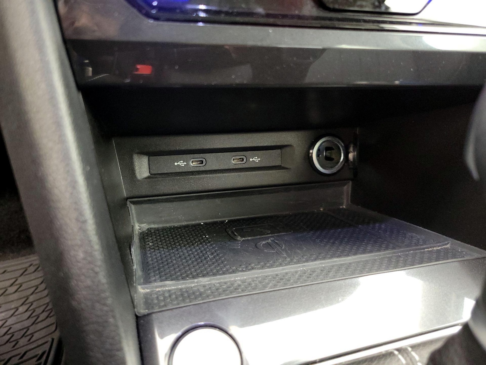 2023 Volkswagen Tiguan SE - Photo 19