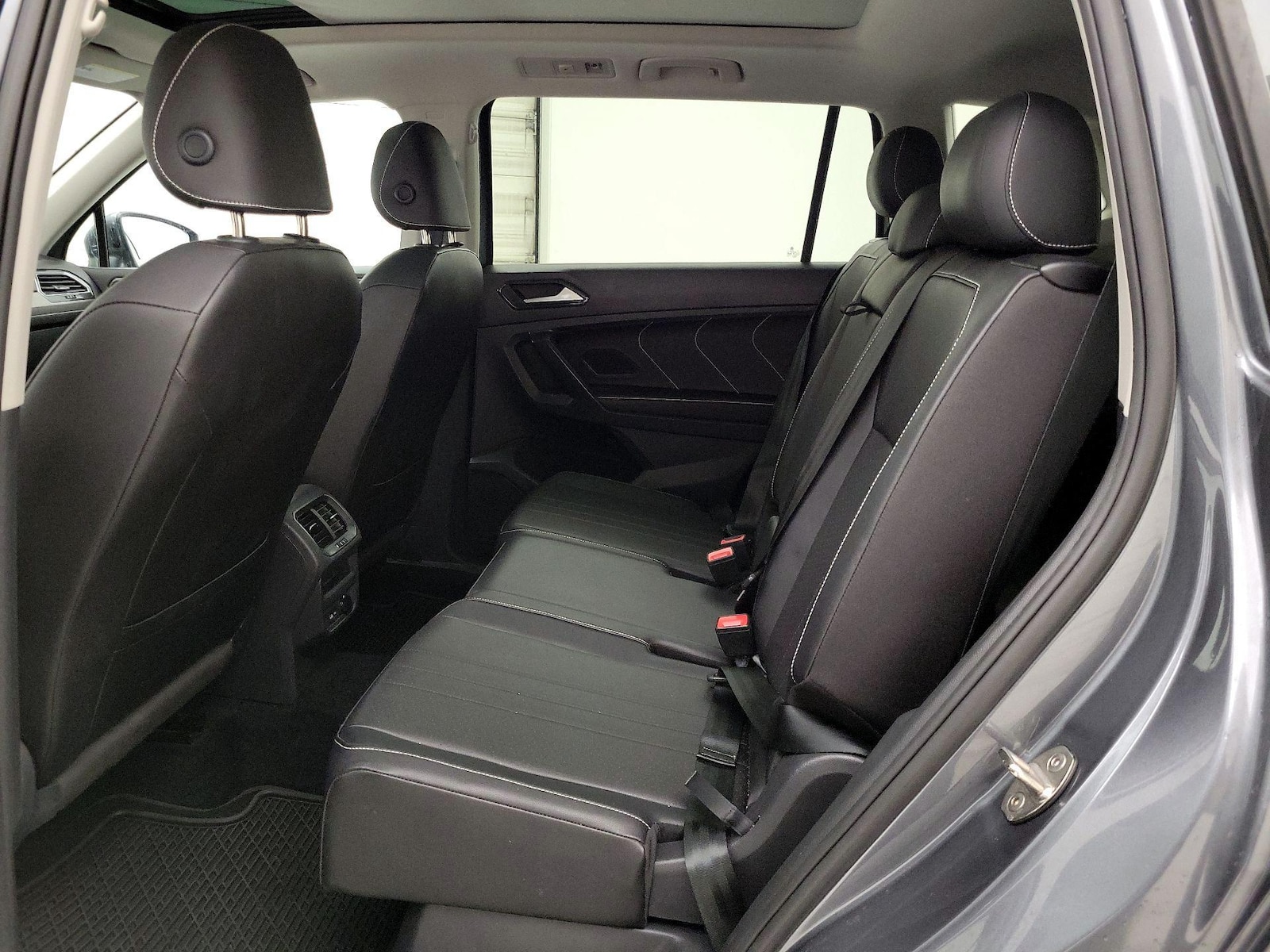 2023 Volkswagen Tiguan SE - Photo 21