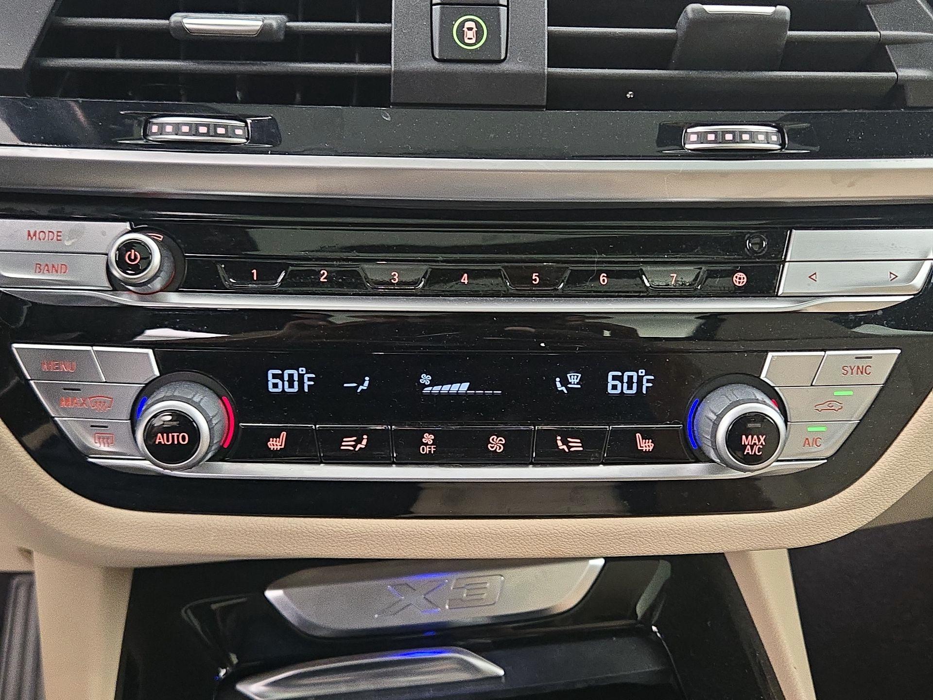 Thumbnail: 2021 BMW X3 - 17