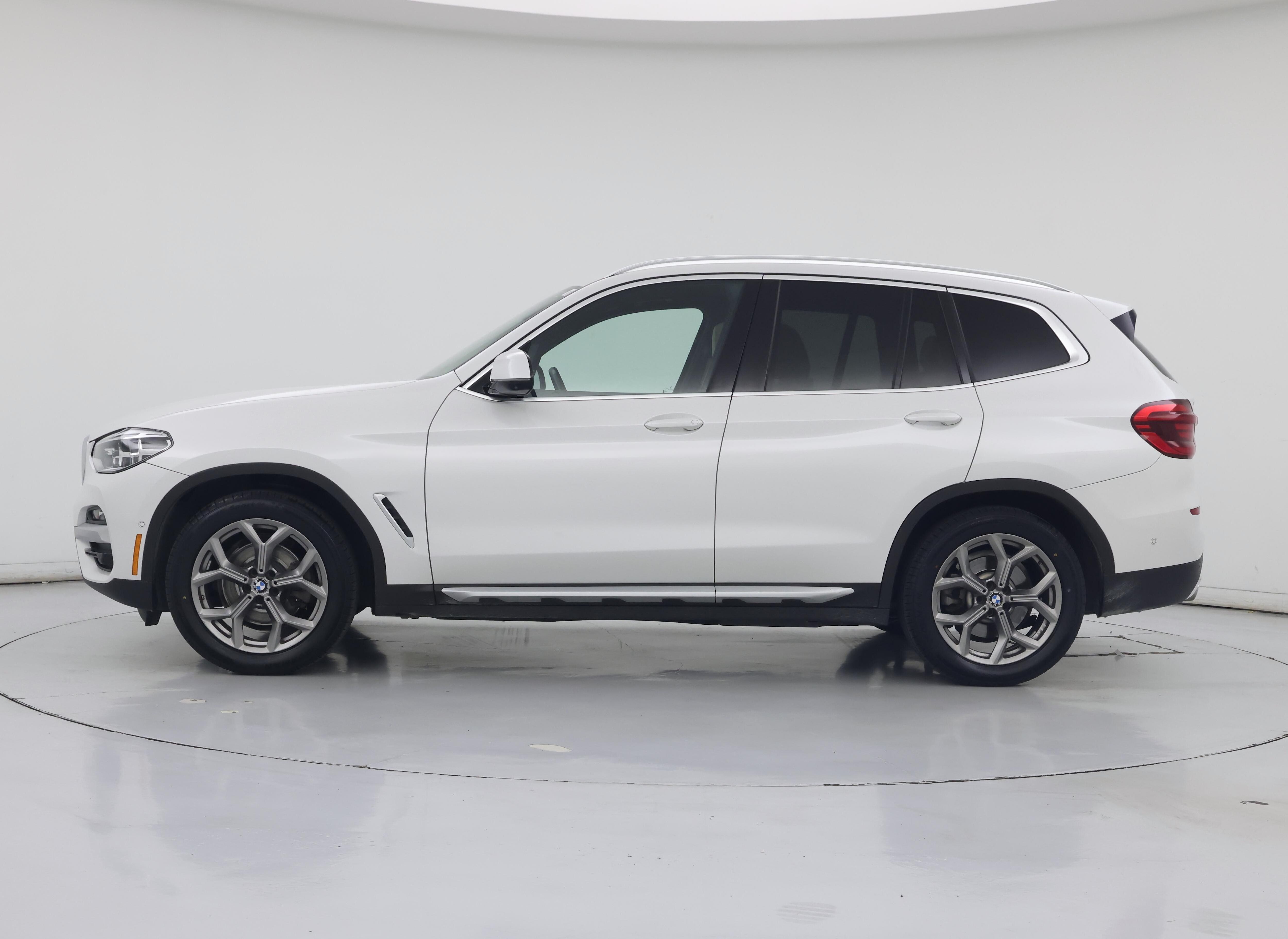 Thumbnail: 2021 BMW X3 - 3