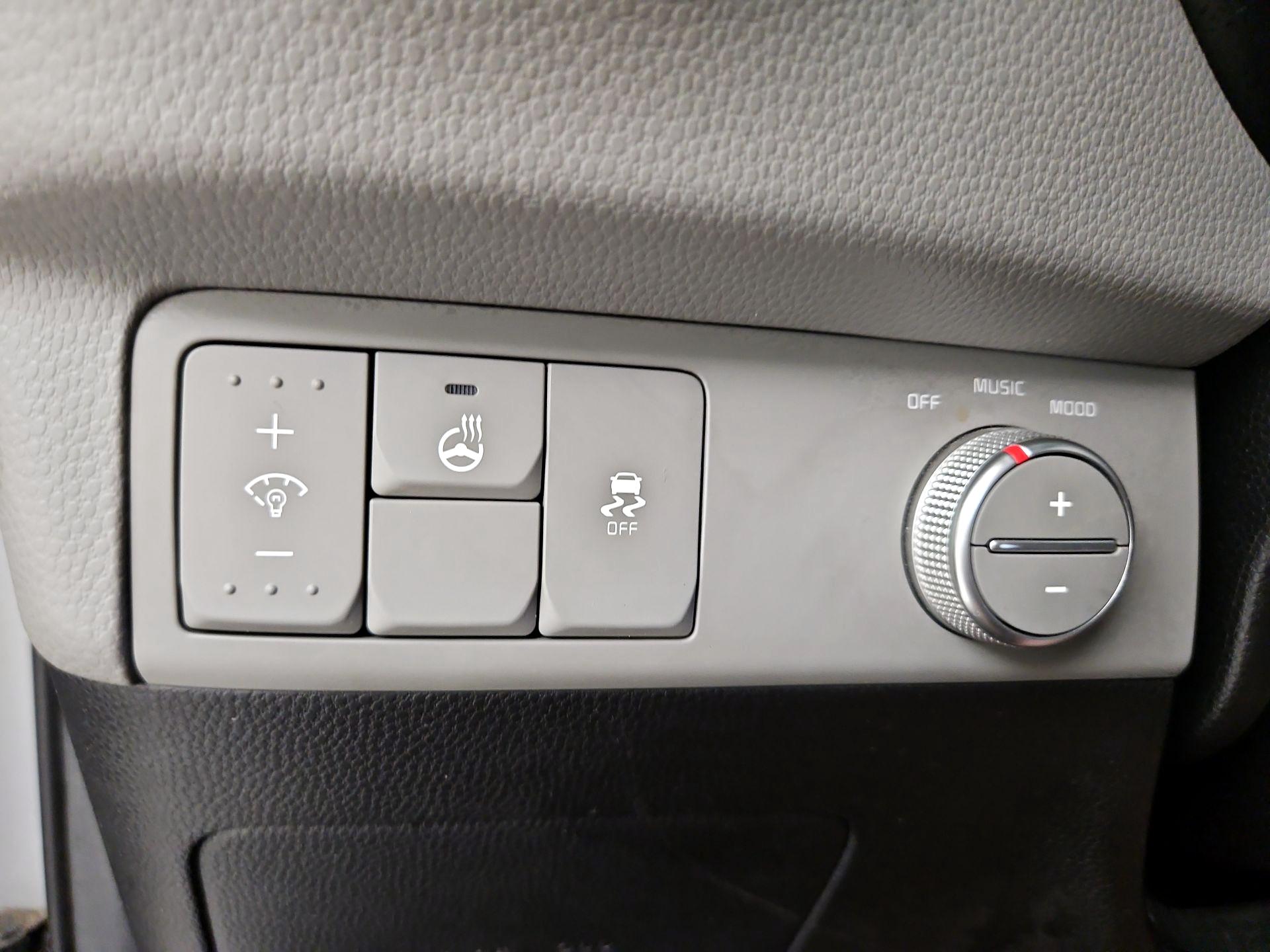 Thumbnail: 2016 Kia Soul - 13