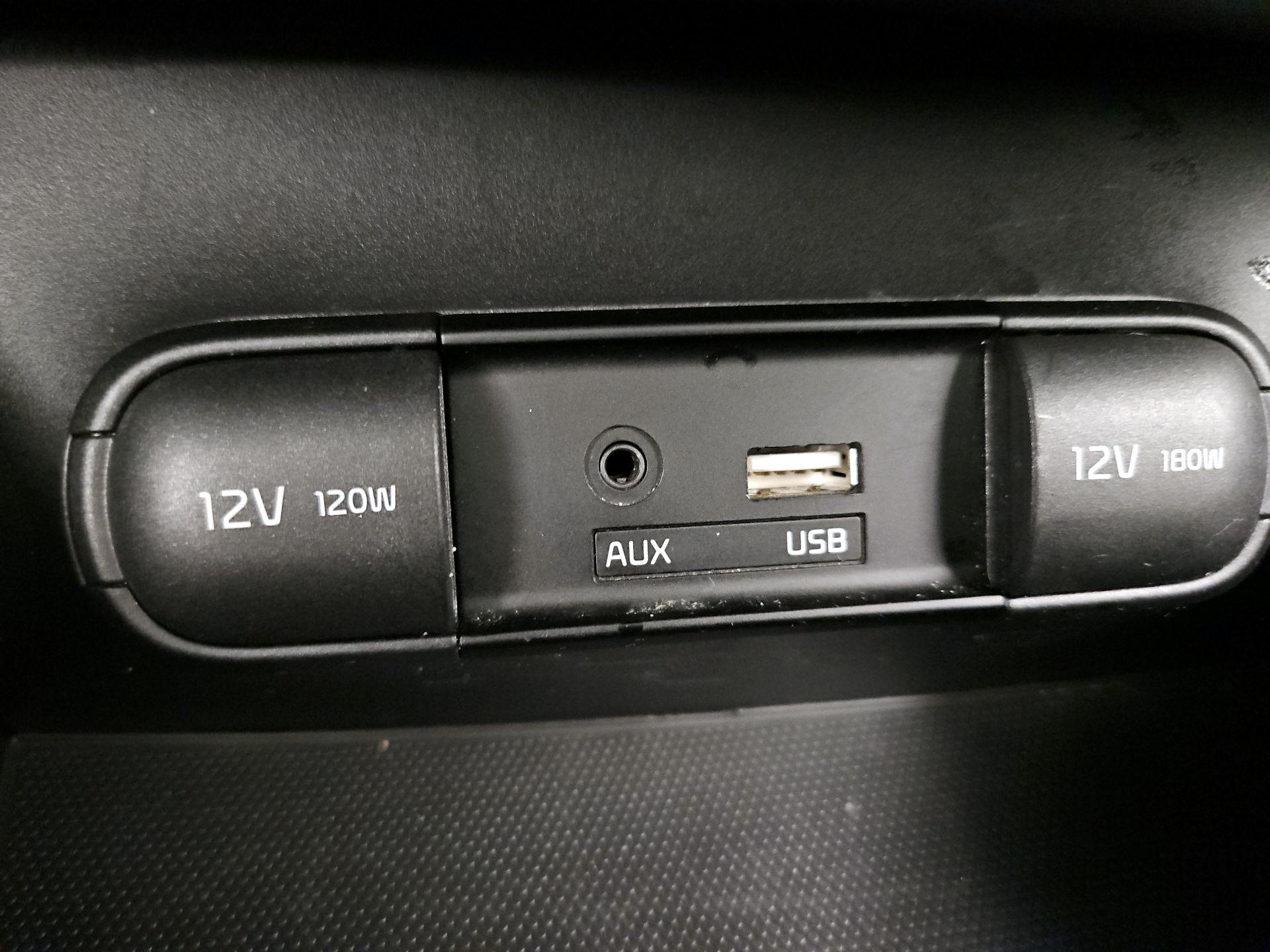 Thumbnail: 2016 Kia Soul - 19