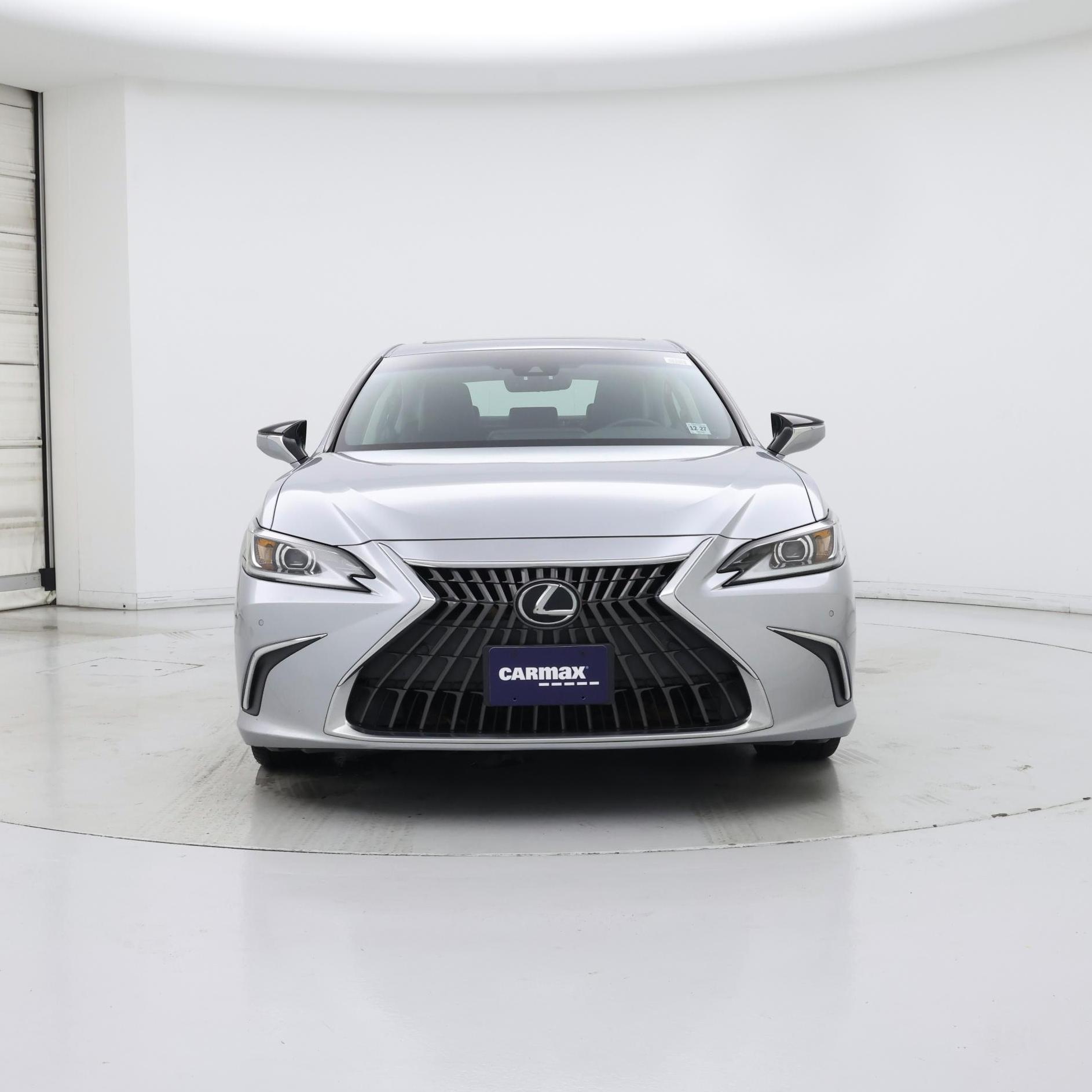 Thumbnail: 2022 Lexus ES - 5