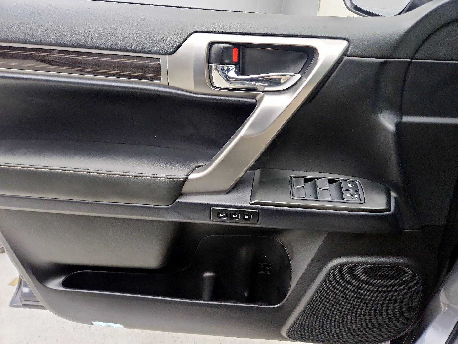 Thumbnail: 2022 Lexus GX - 12