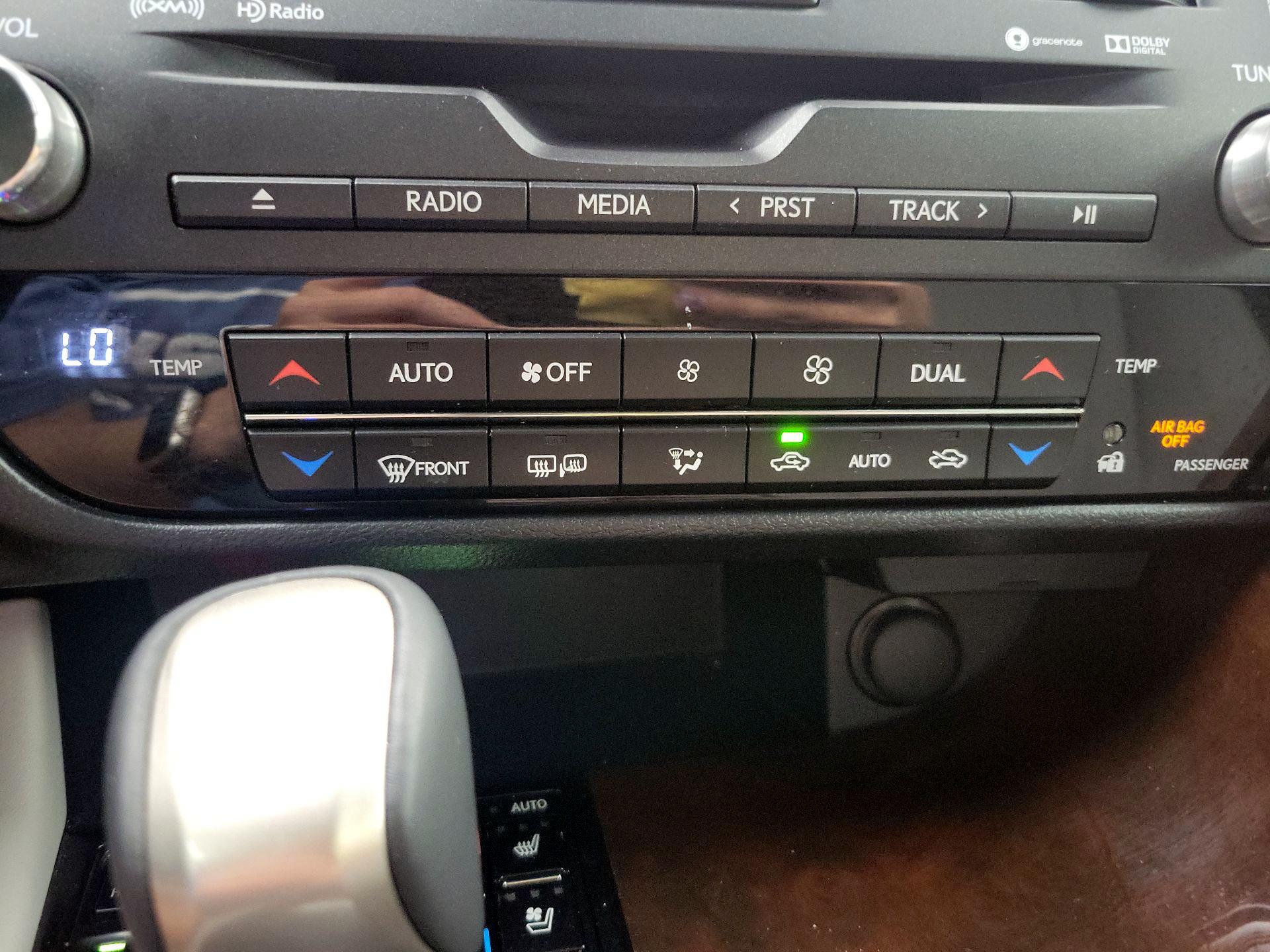 Thumbnail: 2018 Lexus RX - 14