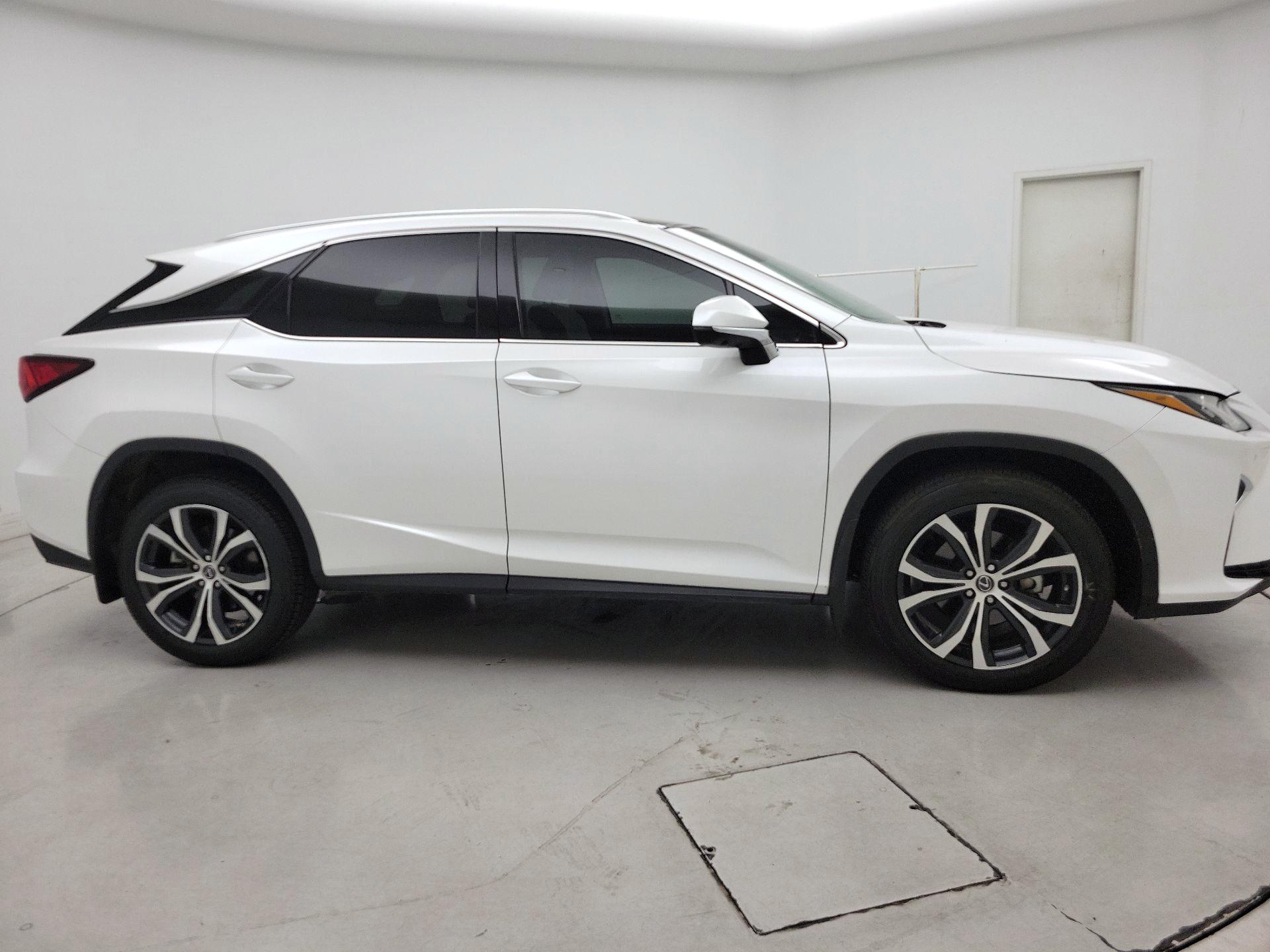 Thumbnail: 2018 Lexus RX - 4