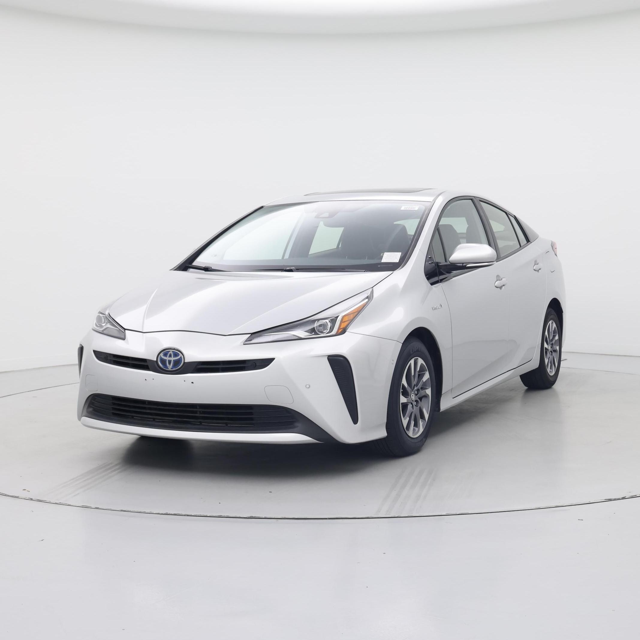 Thumbnail: 2020 Toyota Prius - 4