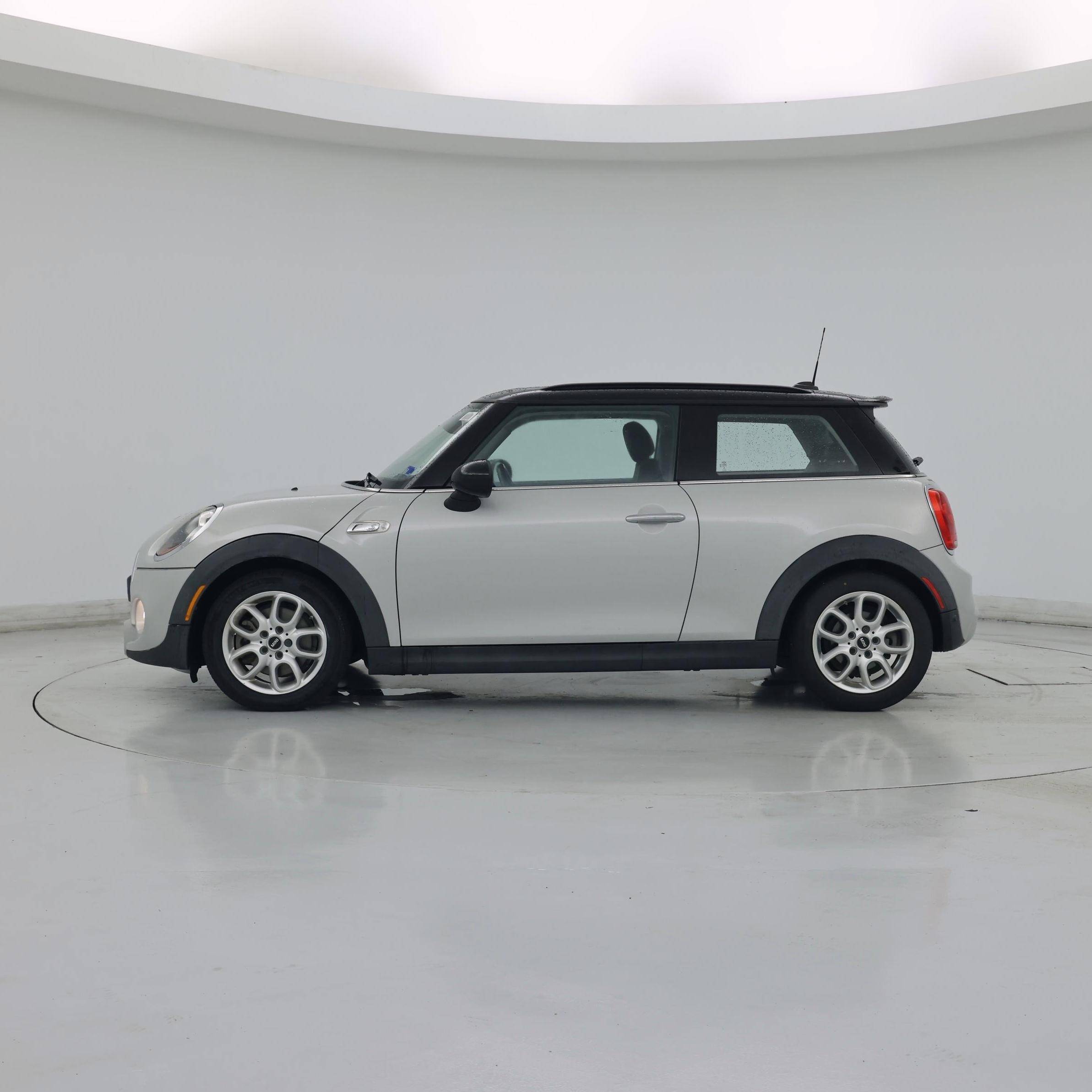 Thumbnail: 2015 MINI Cooper Hardtop - 3