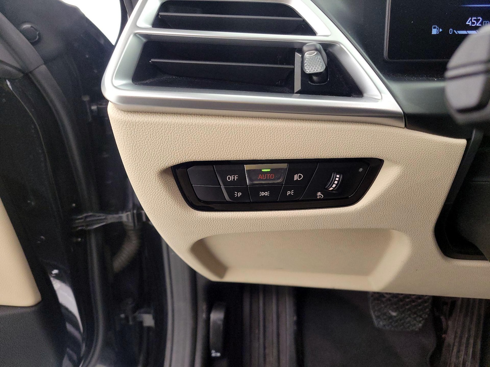 2025 BMW 4 Series 430i - Photo 14