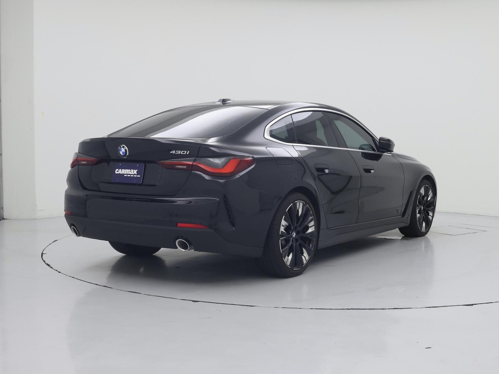 2025 BMW 4 Series 430i - Photo 9