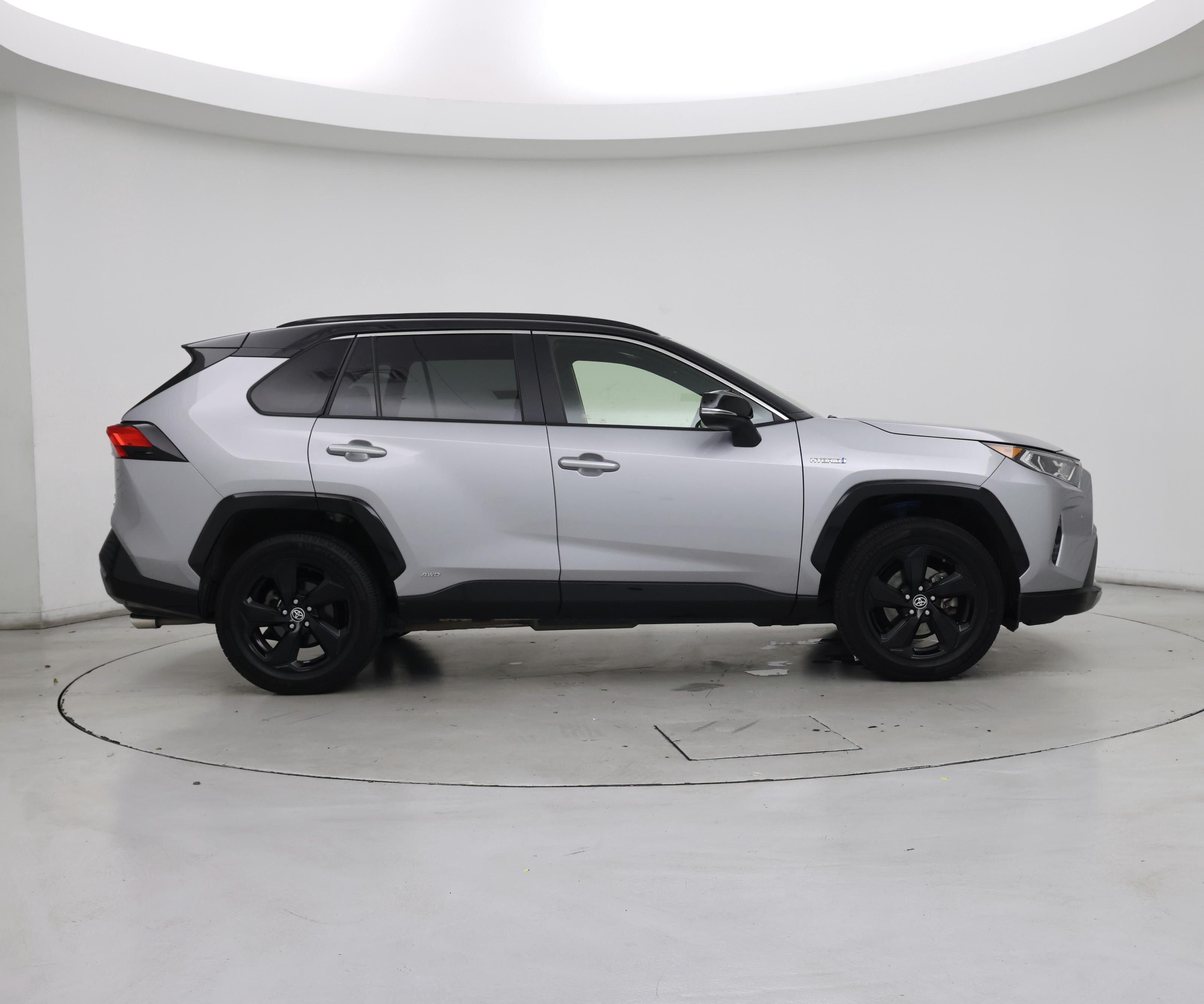 Thumbnail: 2020 Toyota RAV4 - 7
